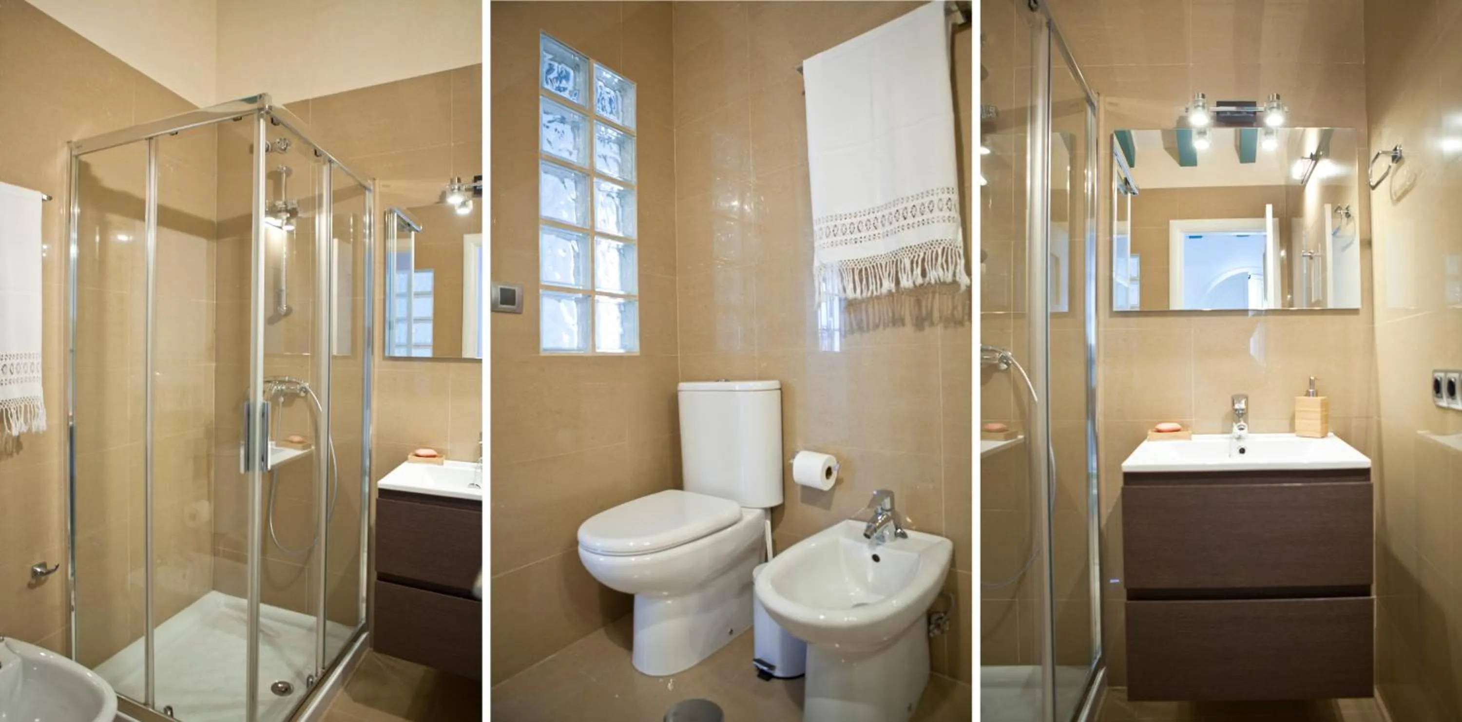 Shower in Casa Palacio, La Giralda