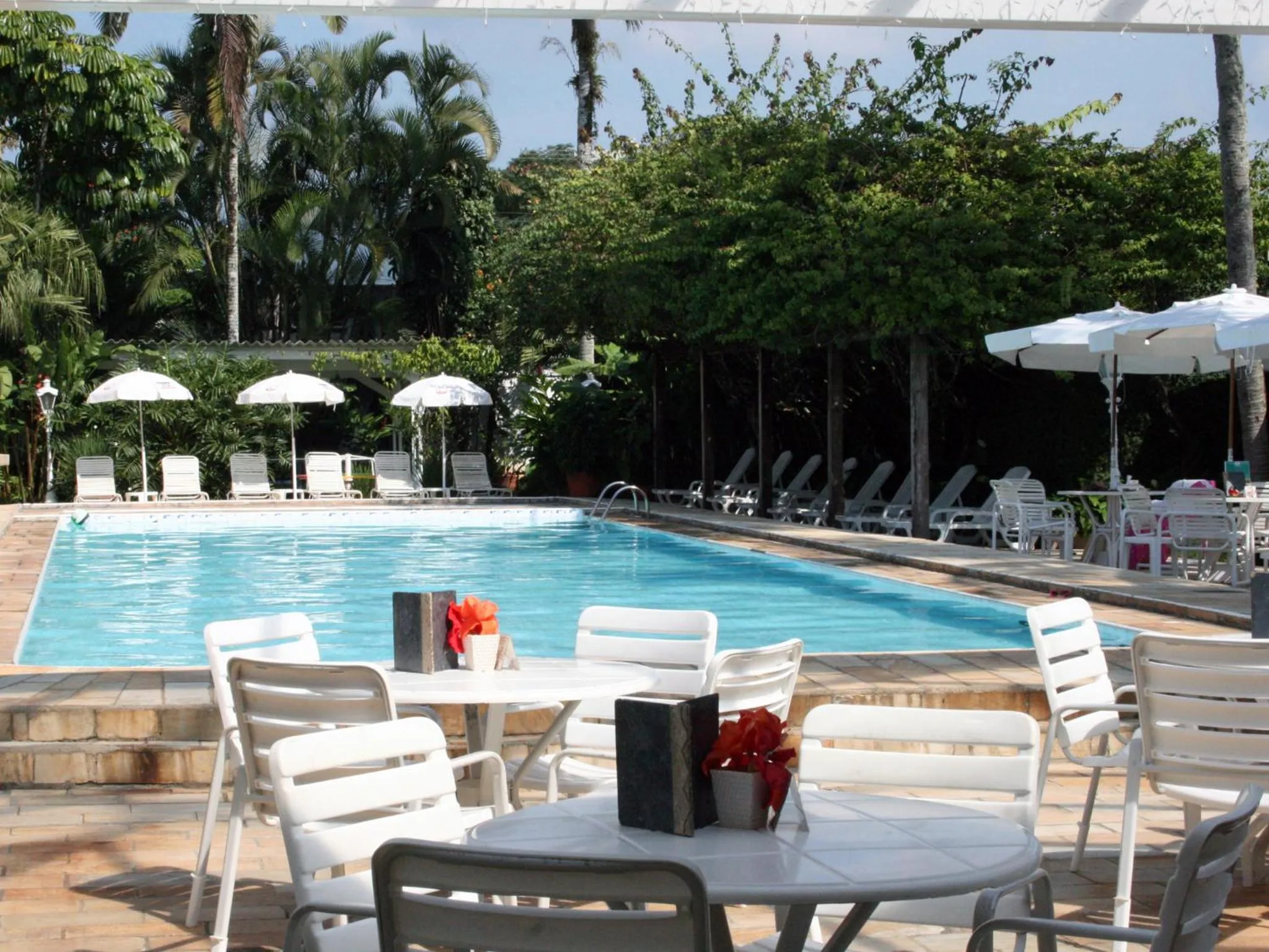 Swimming pool in Ubatuba Palace Hotel