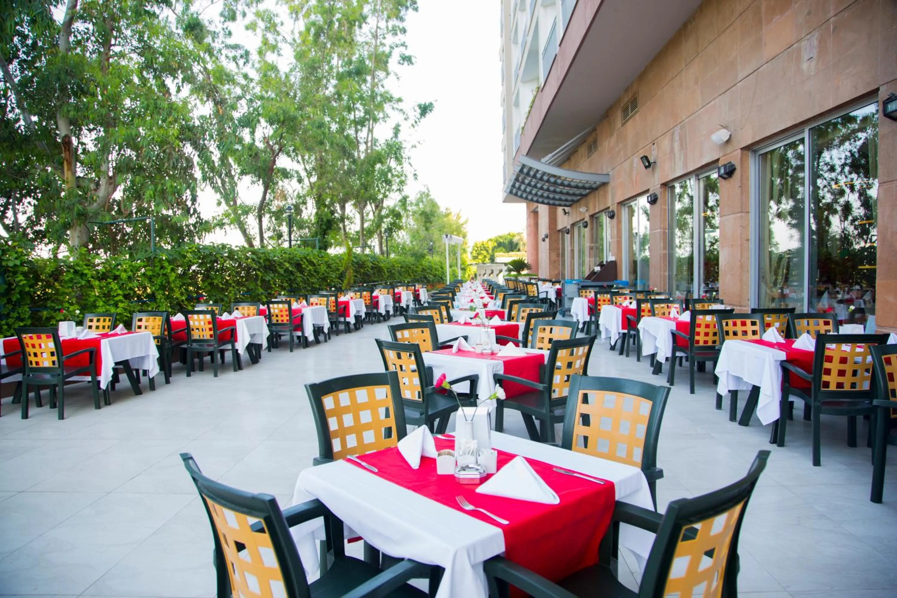 Restaurant/places to eat in Washington Resort Hotel & Spa