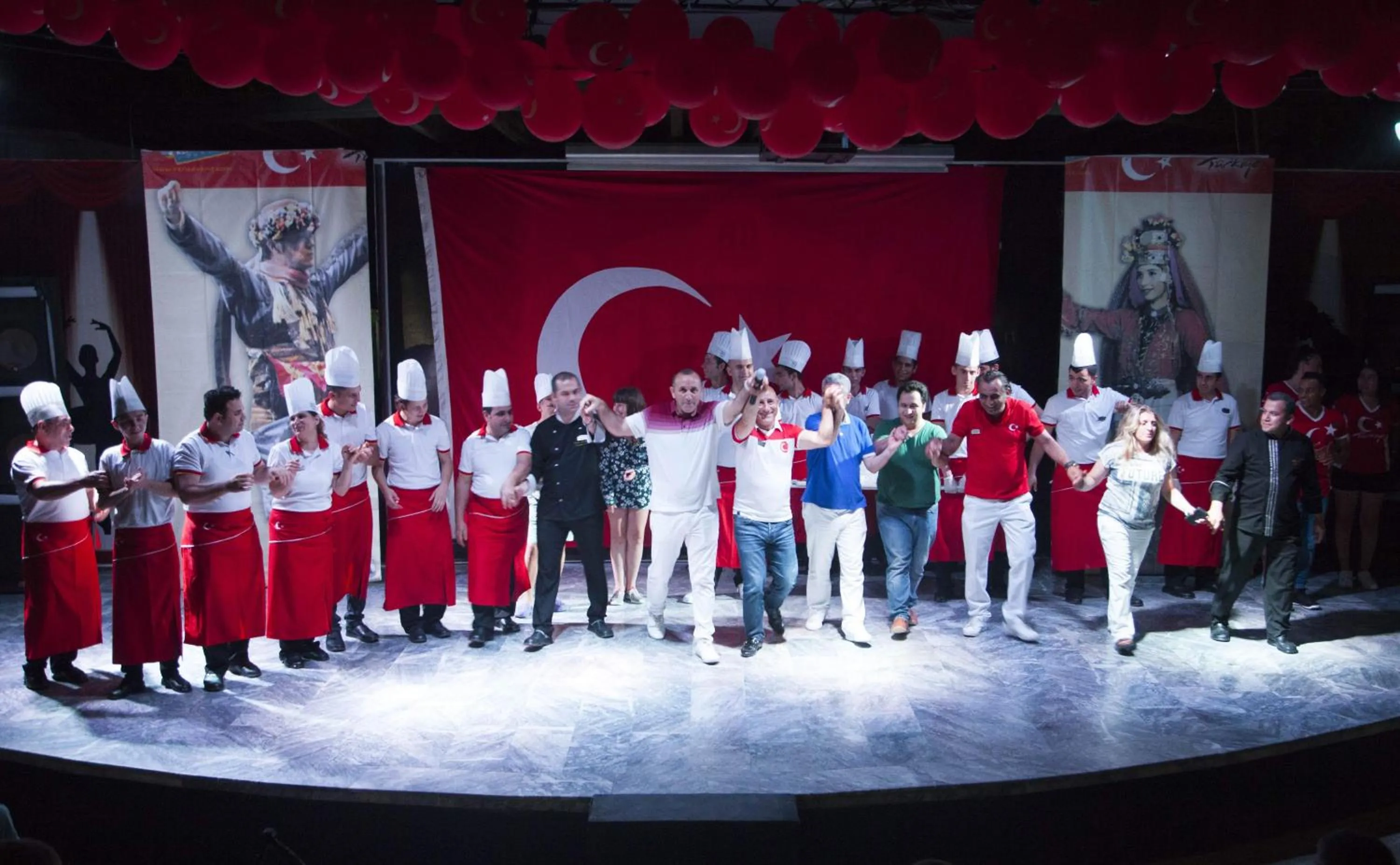 Evening entertainment in Washington Resort Hotel & Spa