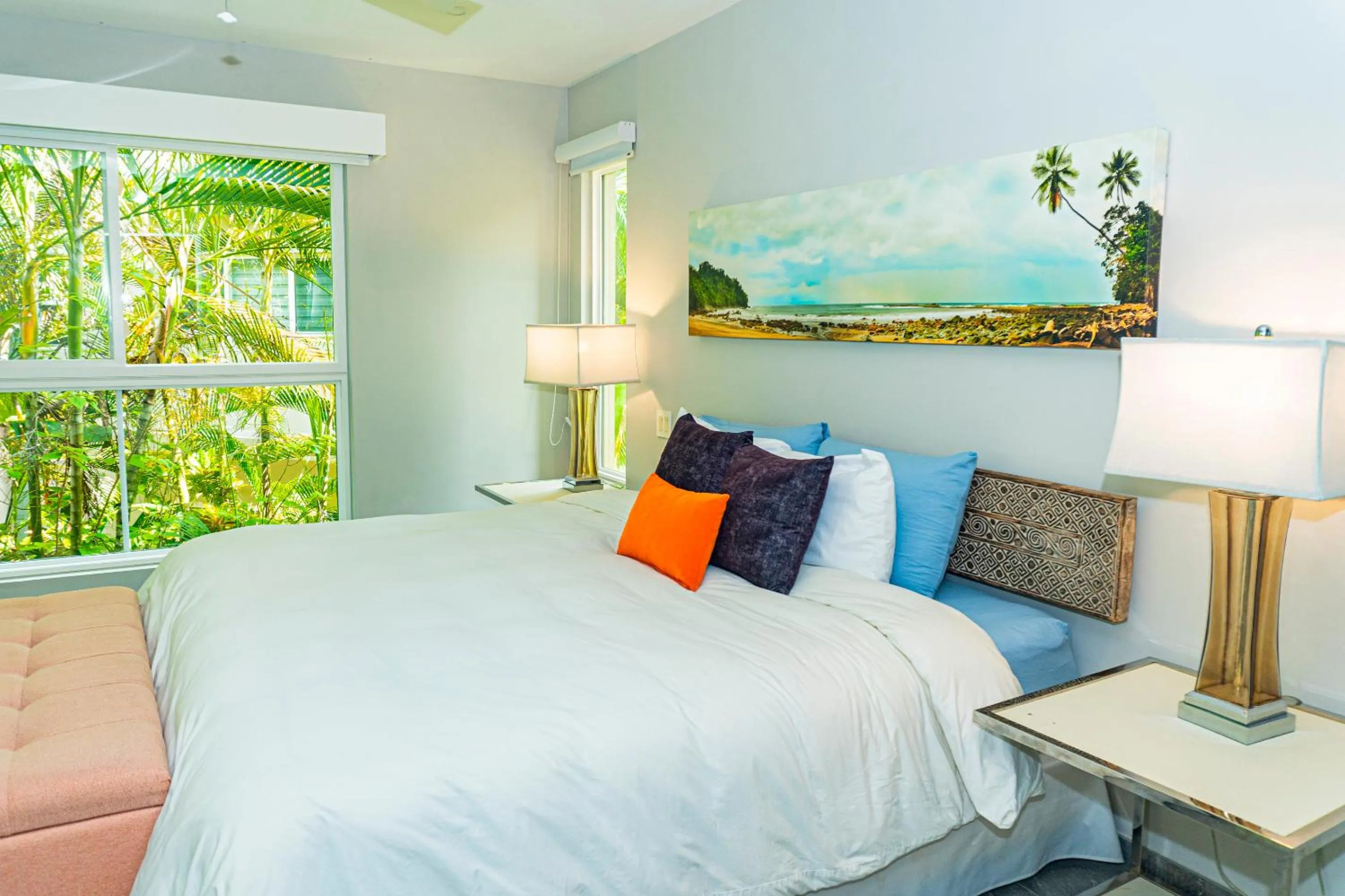 Bed in Elan at Ballena Beach