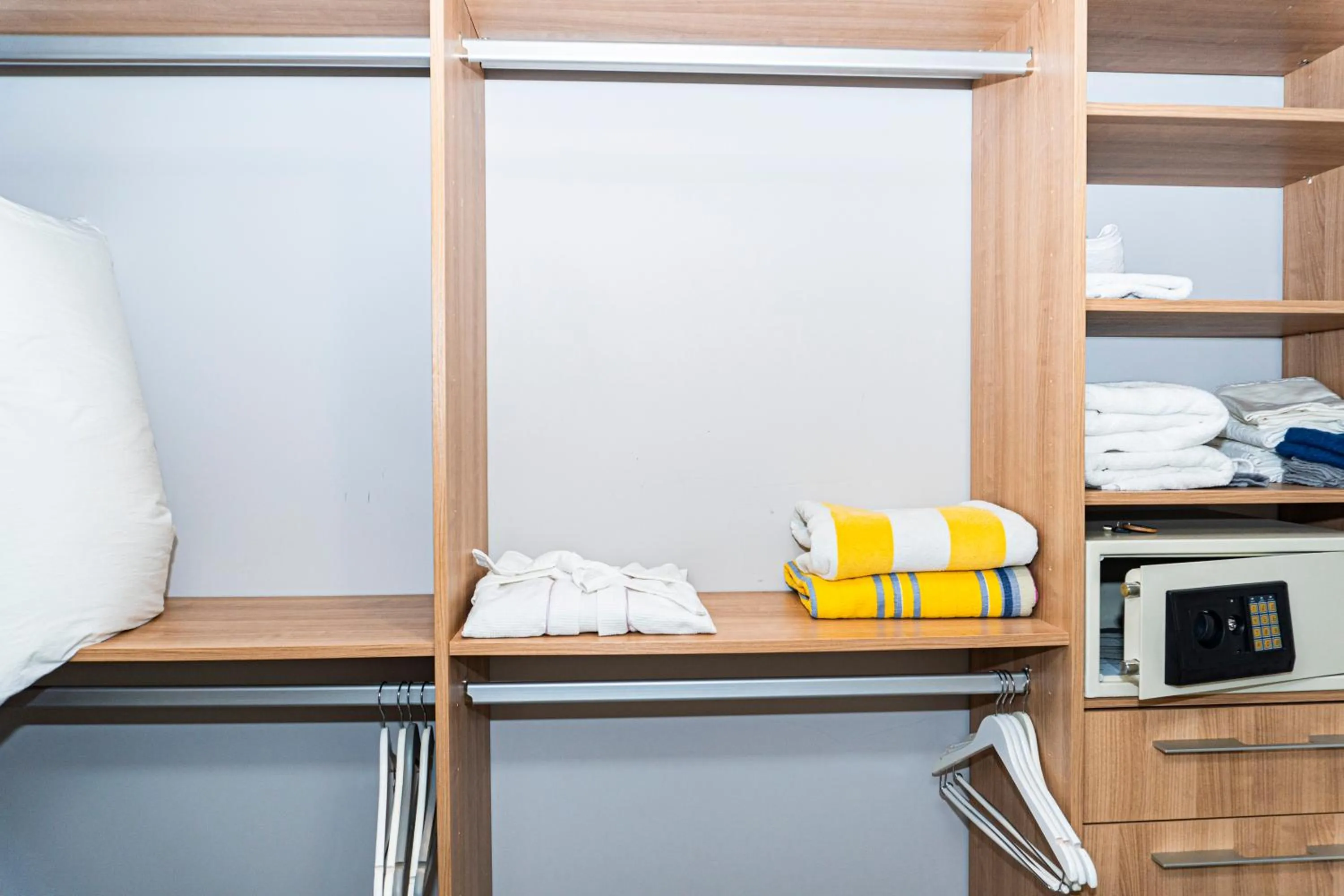 towels in Elan at Ballena Beach