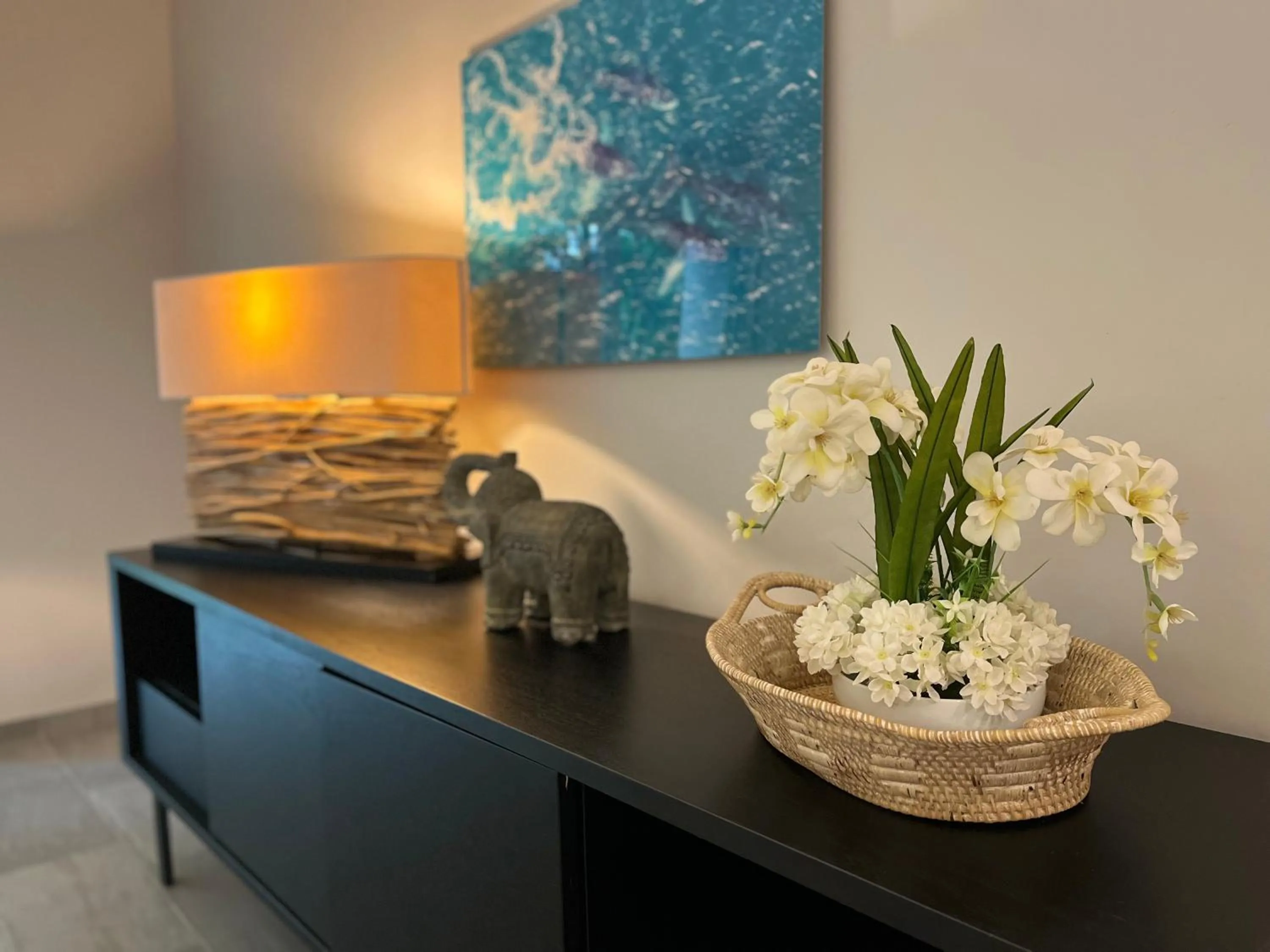 Decorative detail in Elan at Ballena Beach