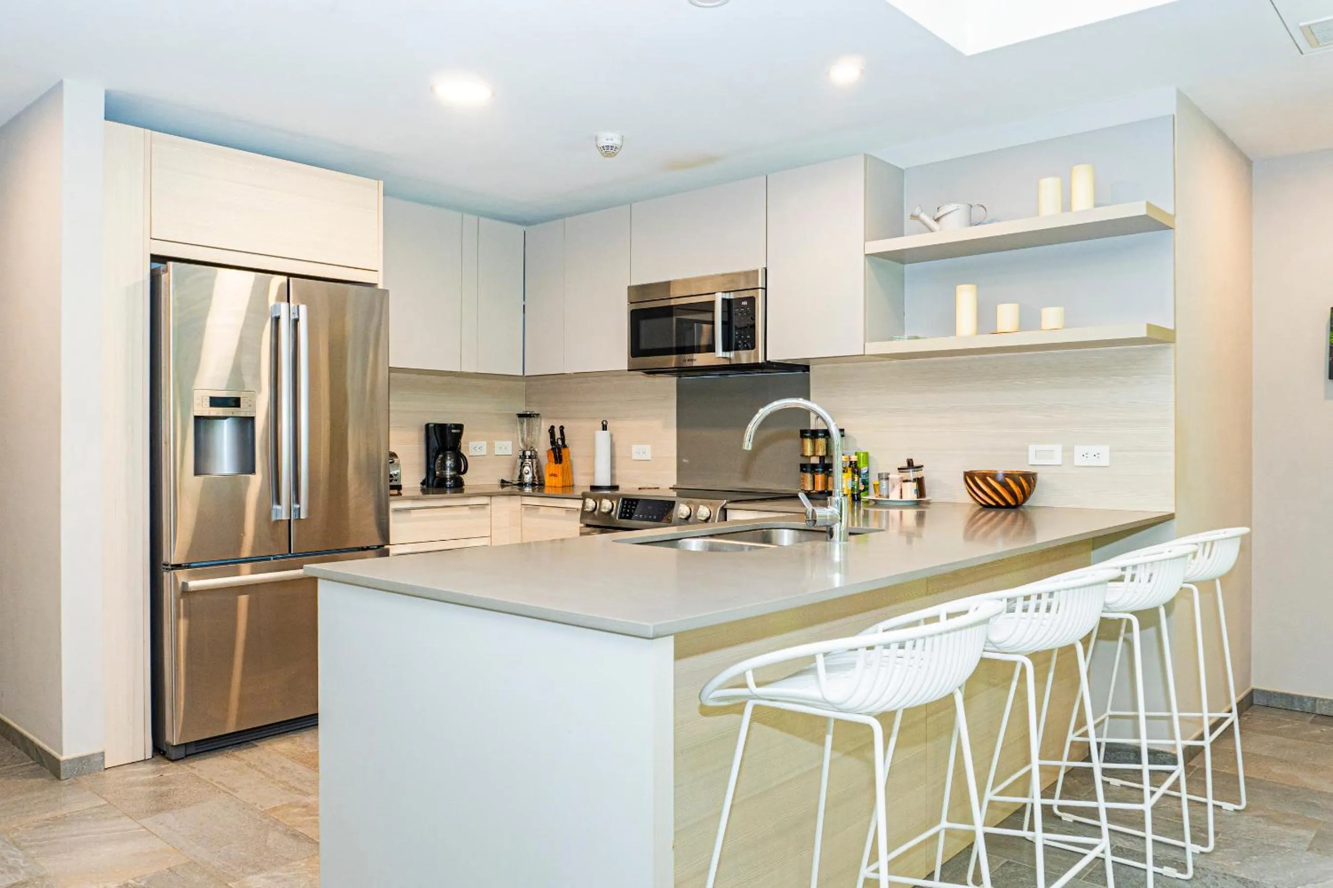 Coffee/tea facilities in Elan at Ballena Beach