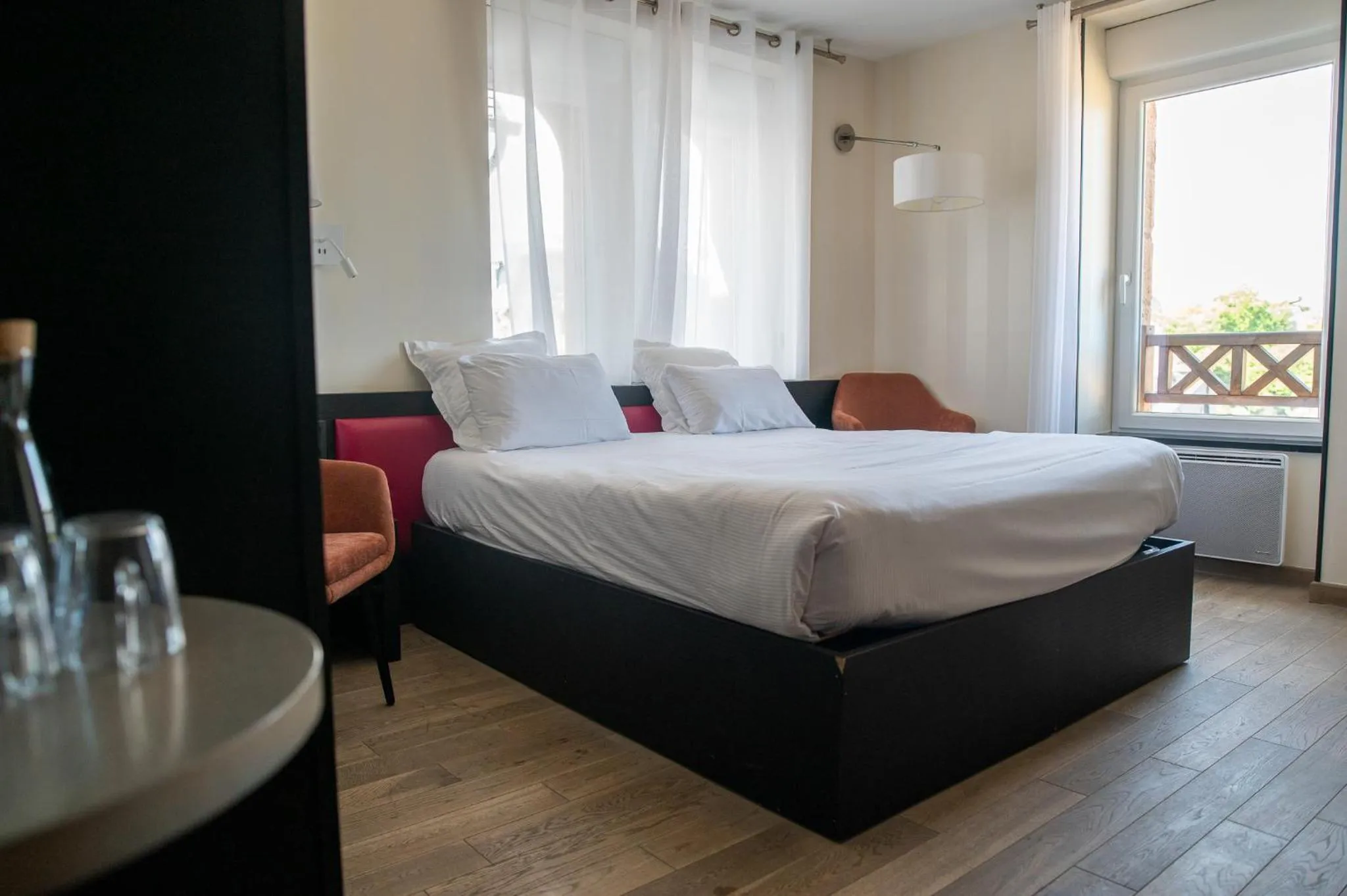 Photo of the whole room, Bed in Logis Hôtel Saint Guirec Et De La Plage