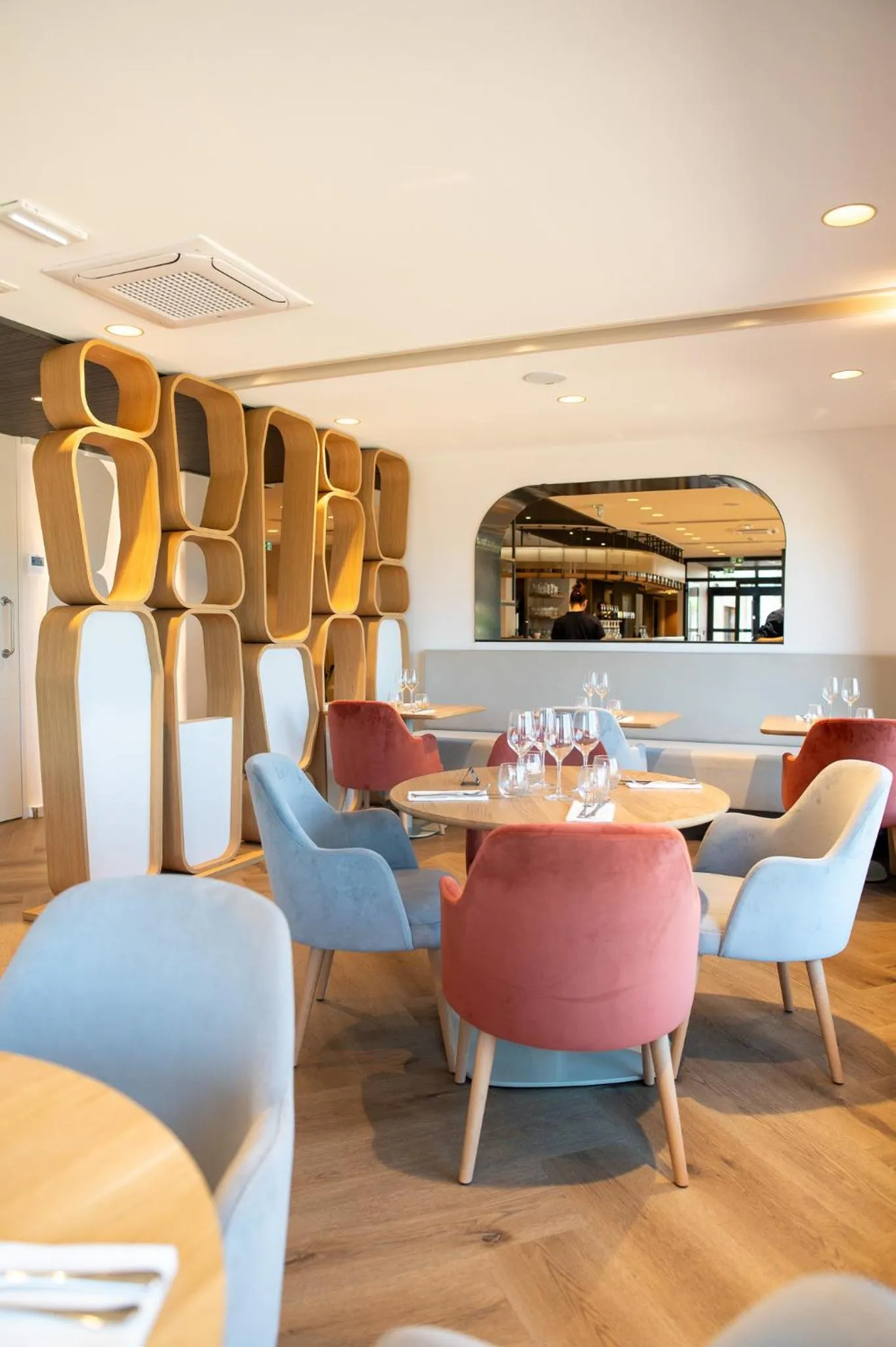 Restaurant/places to eat in Logis Hôtel Saint Guirec Et De La Plage