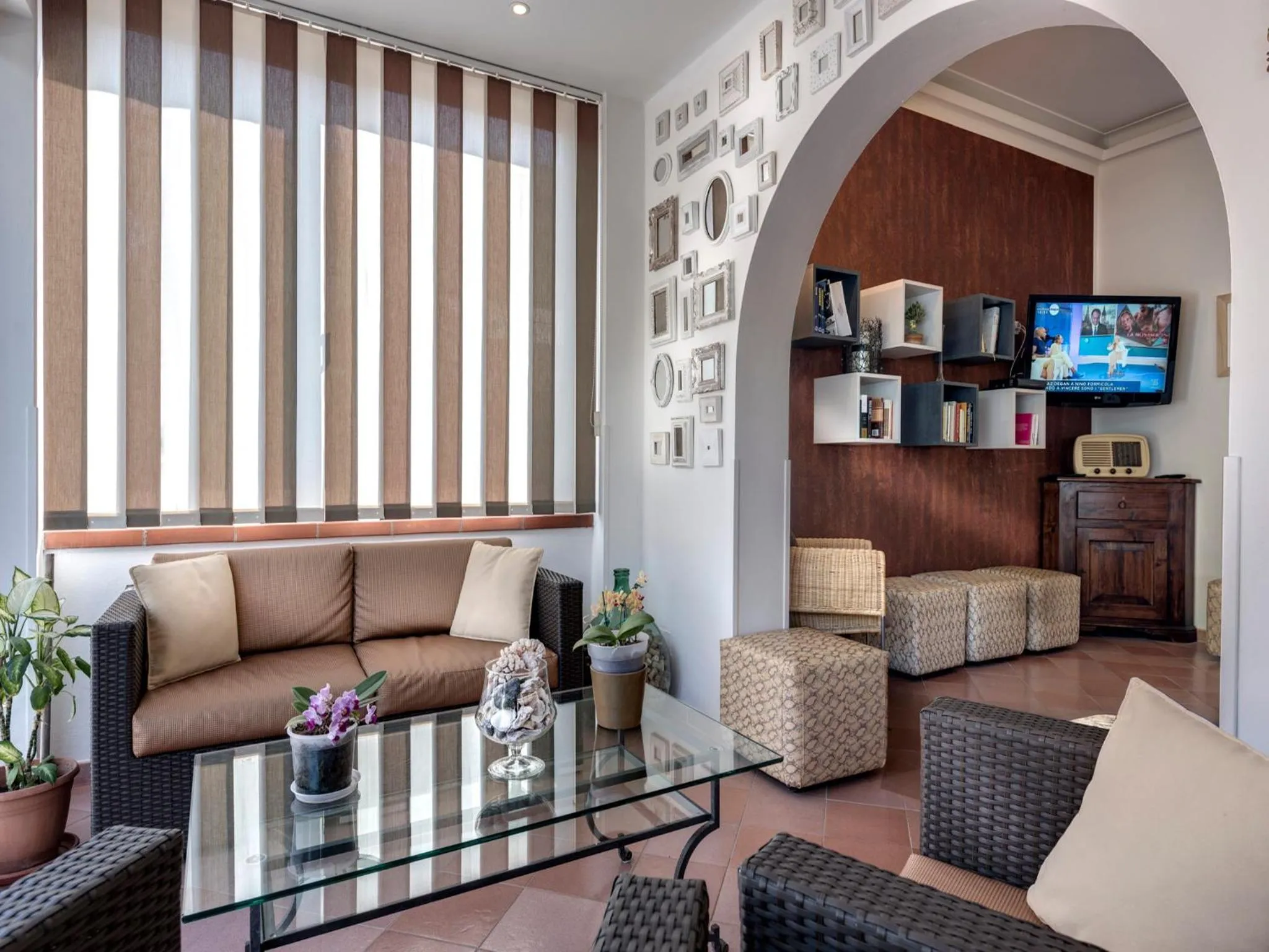 TV and multimedia in Hotel Azzurra