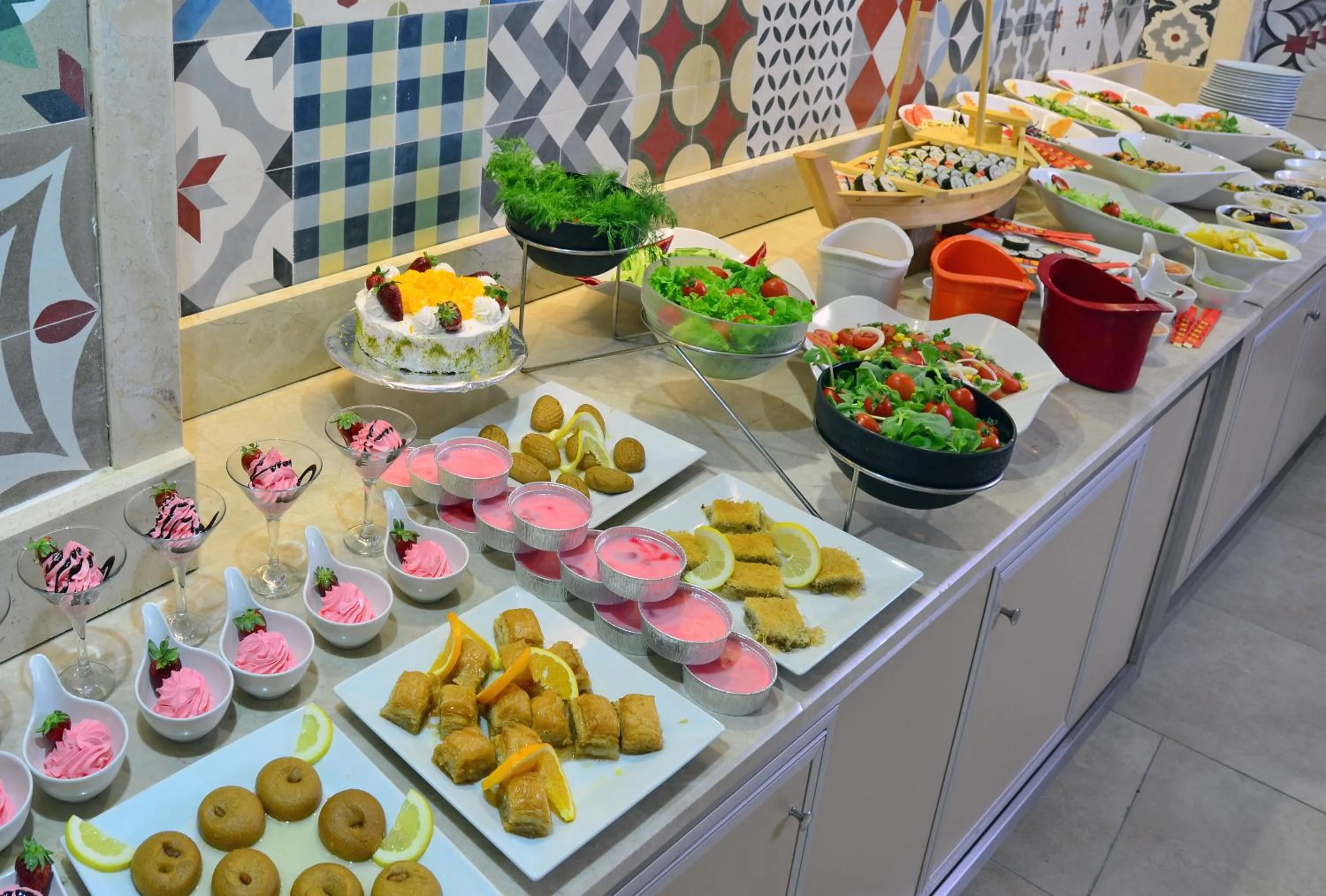 Food in Alaaddin Beach Hotel - Adult Only