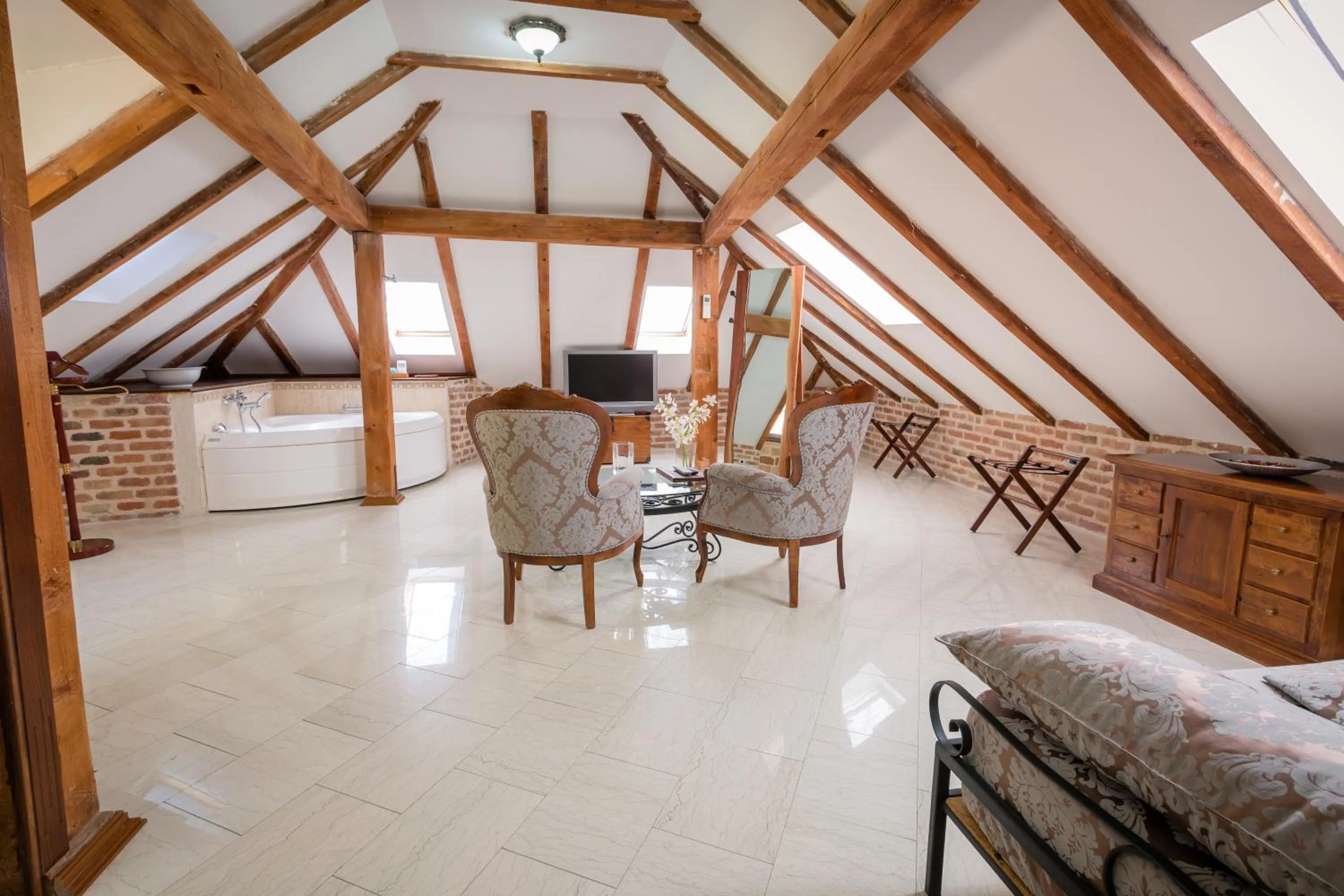 Seating area in Hotel Villa Duomo