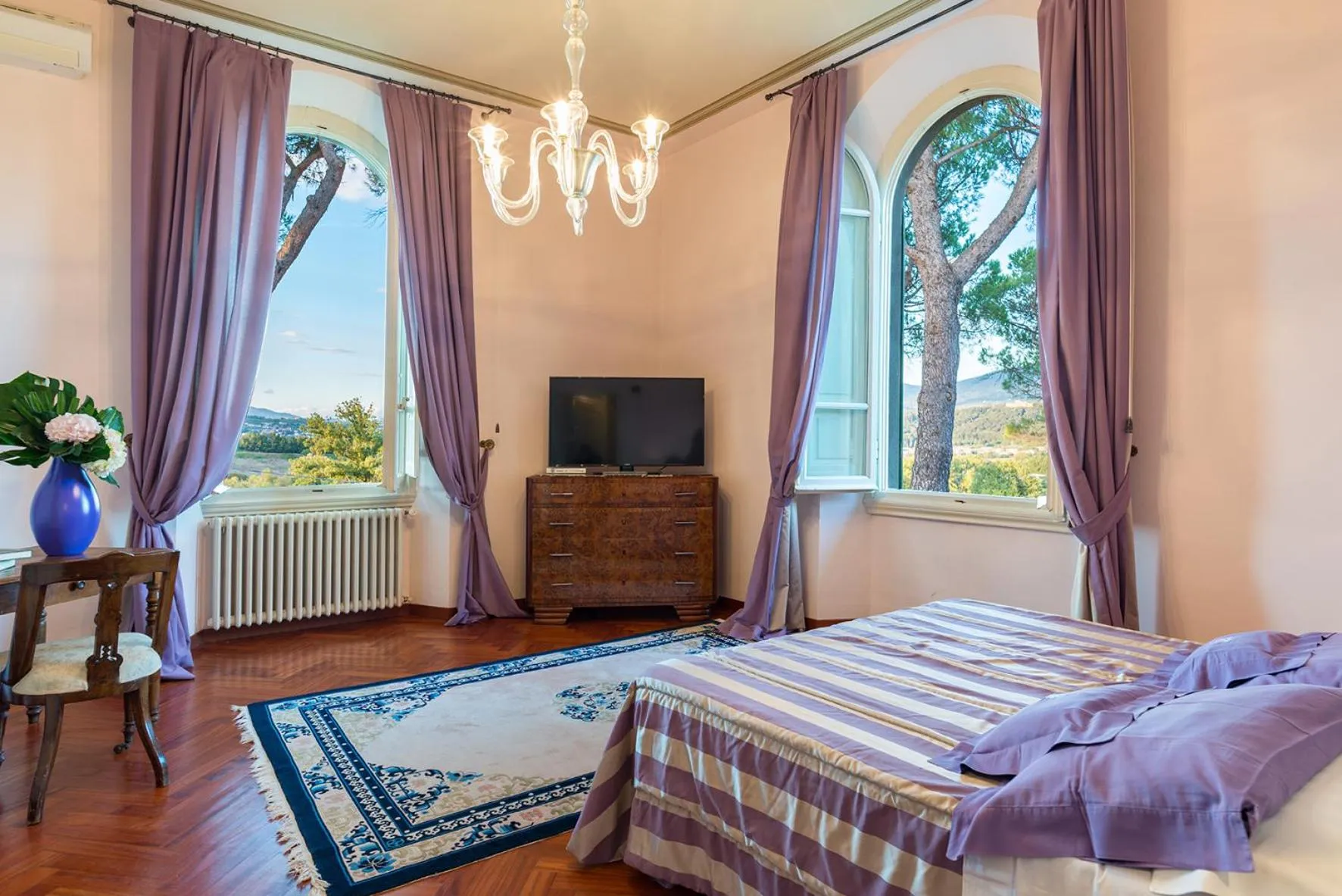 Photo of the whole room, Bed in Relais Villa Al Vento