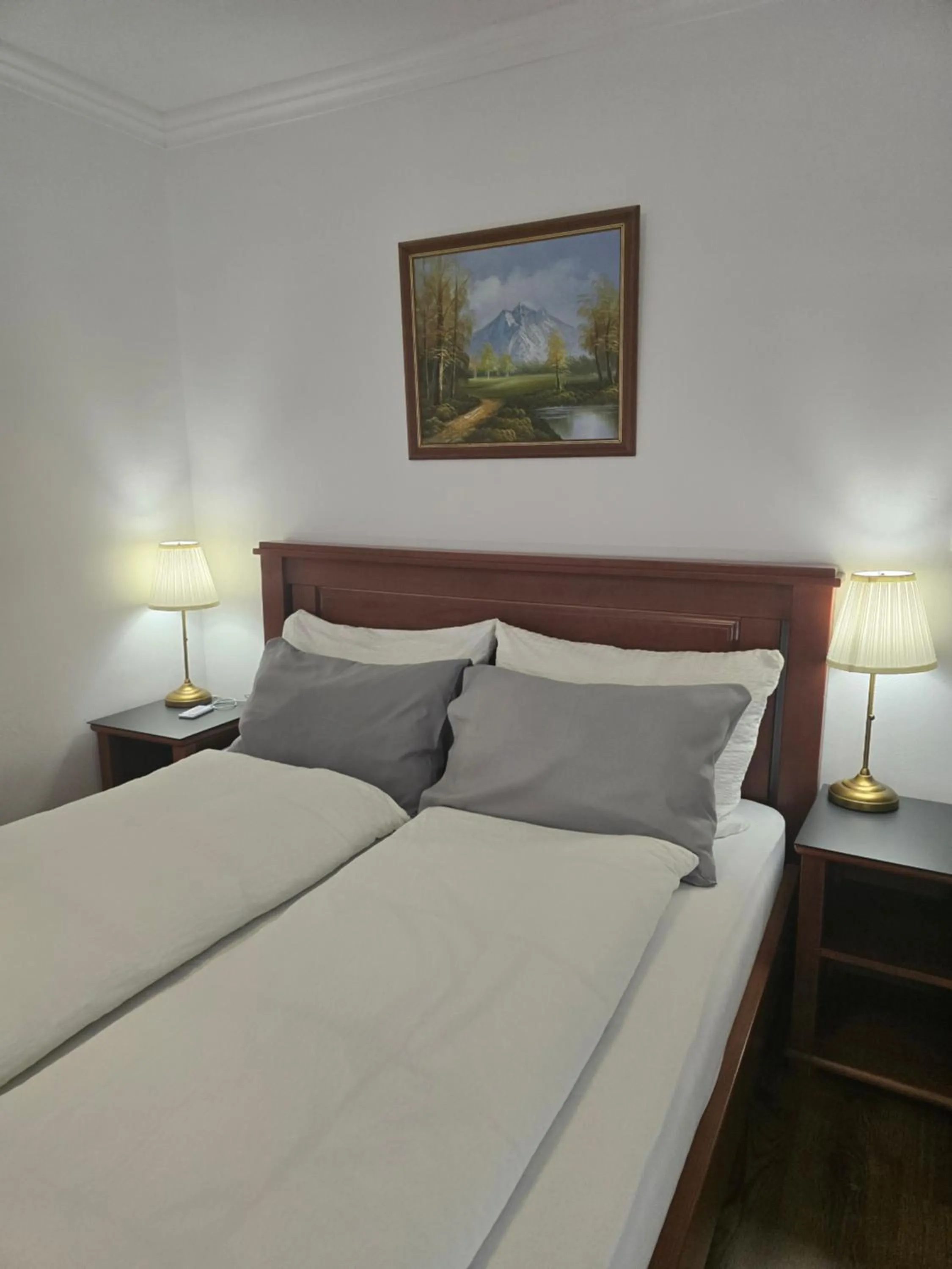 Bed in Esos Hotel Quelle