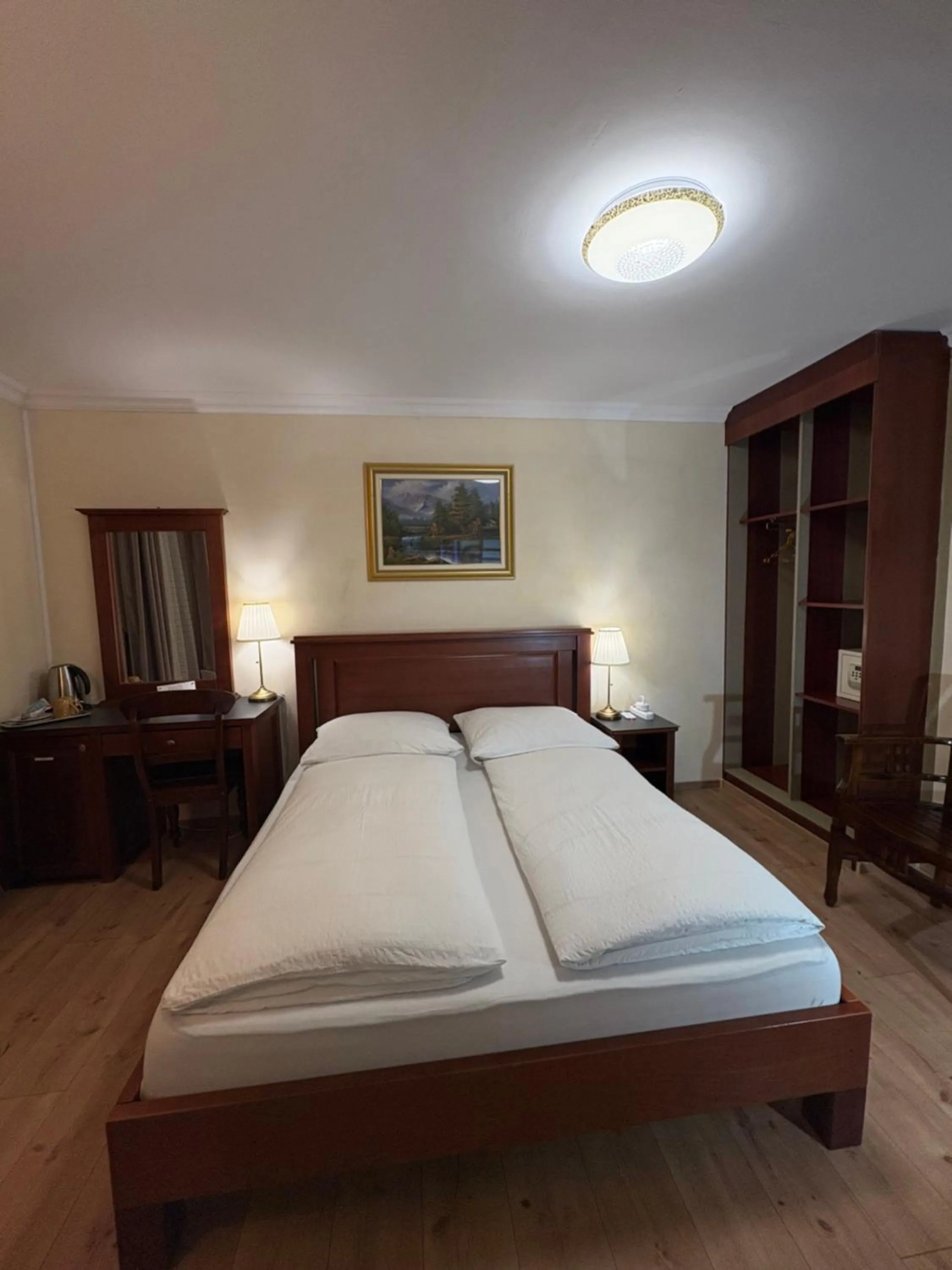 Bed in Esos Hotel Quelle