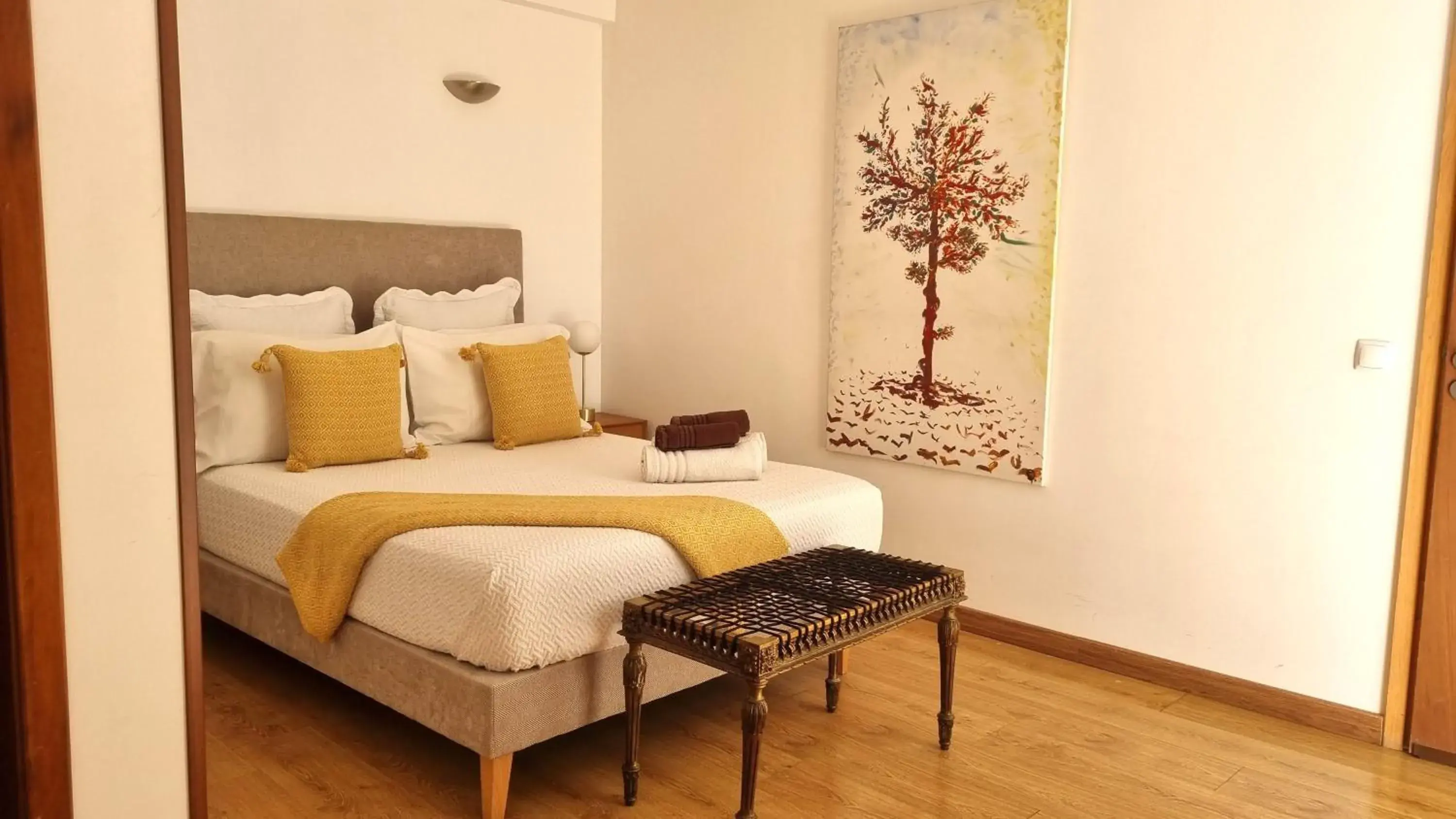 Suite with Balcony - single occupancy in Casa do Criativo ® Bed&Breakfast Suite with Balcony - single occupancy in Casa do Criativo ® Bed&Breakfast