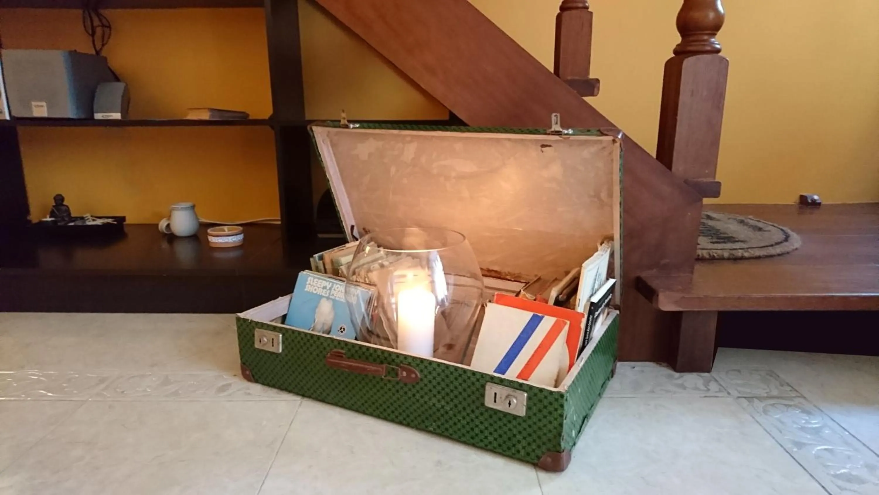 Communal lounge/ TV room in Casa do Criativo ® Bed&Breakfast