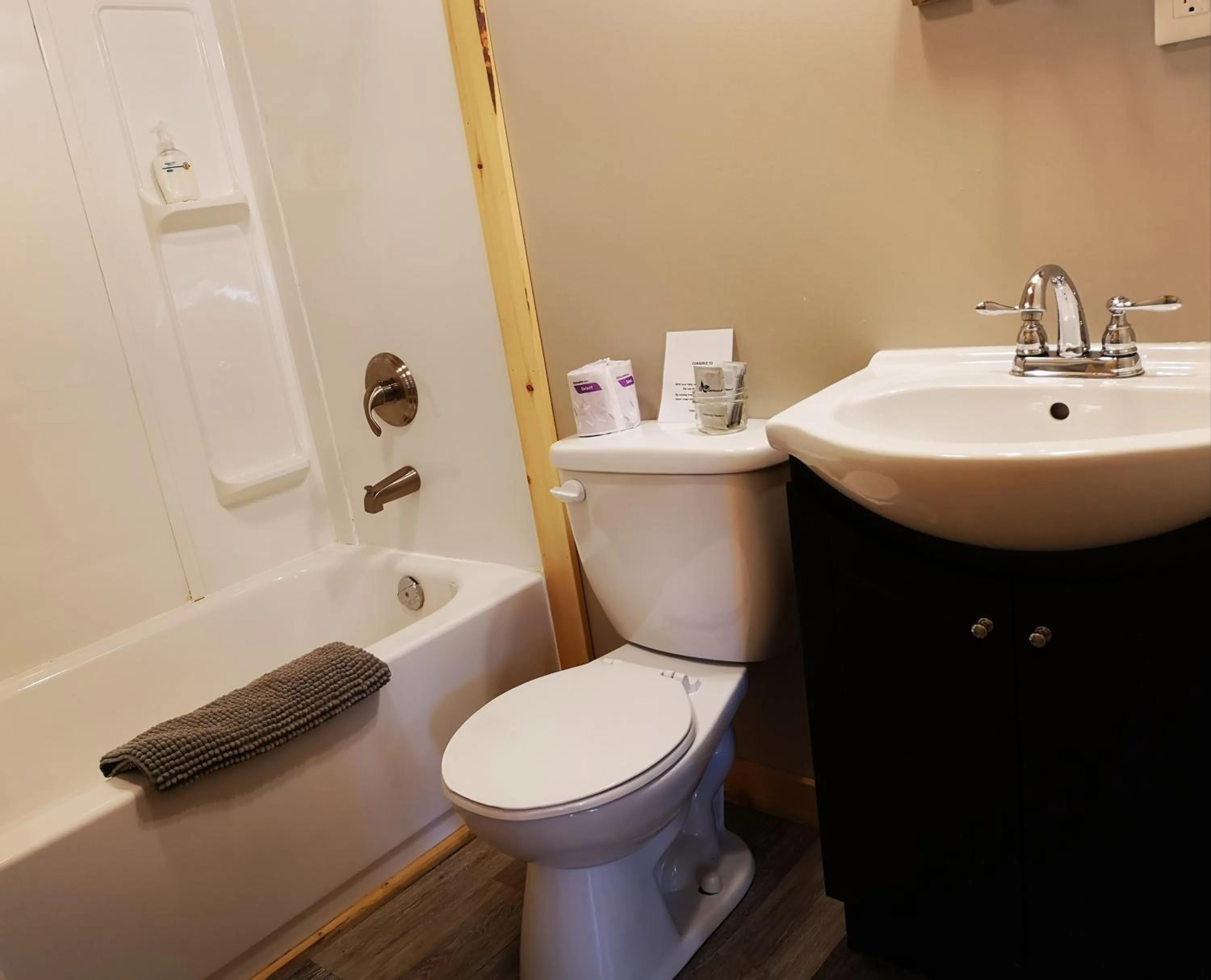 Toilet in Overlook Inn & Cabins