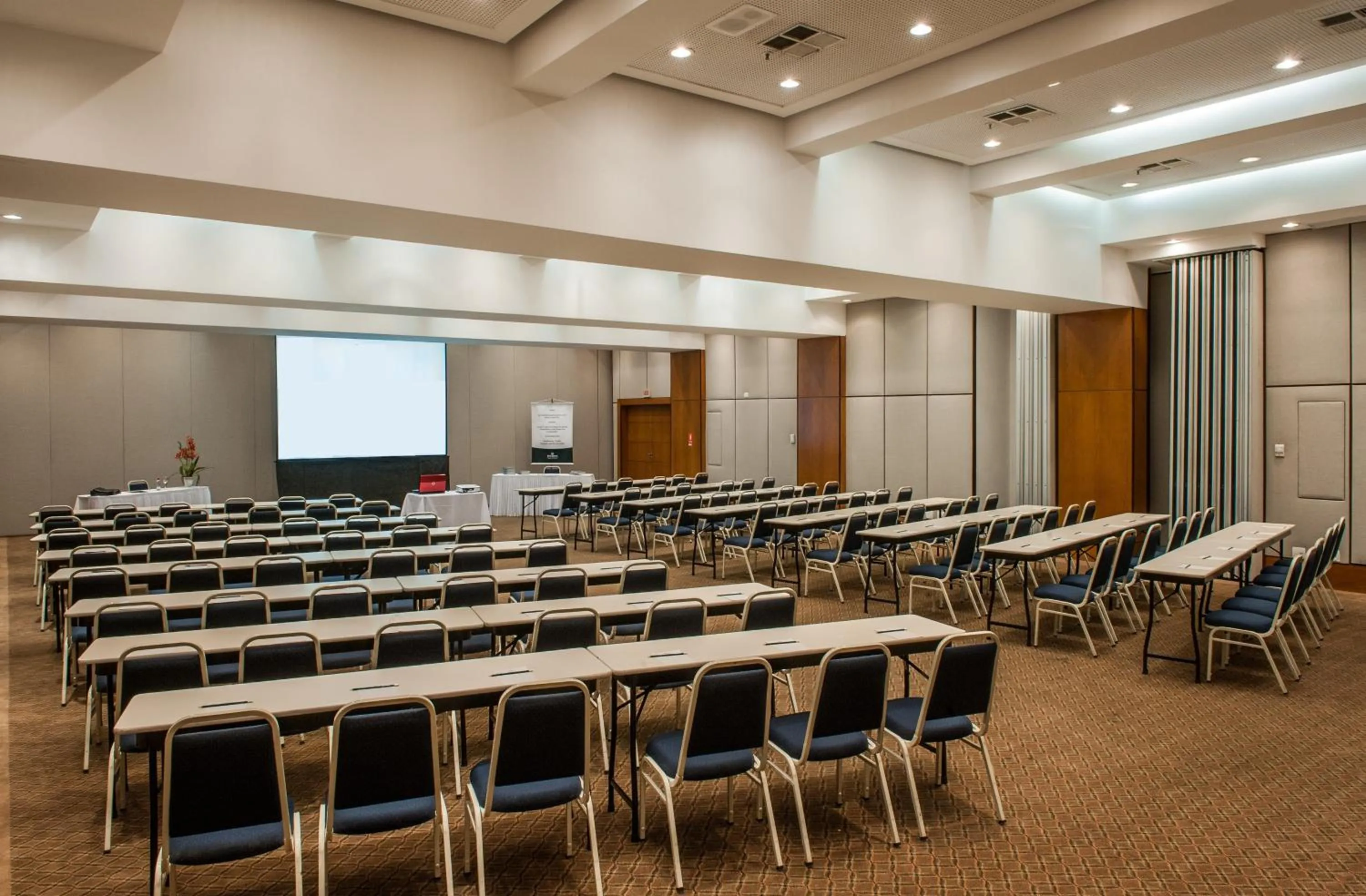 Business facilities in Bourbon Convention Hotel Joinville