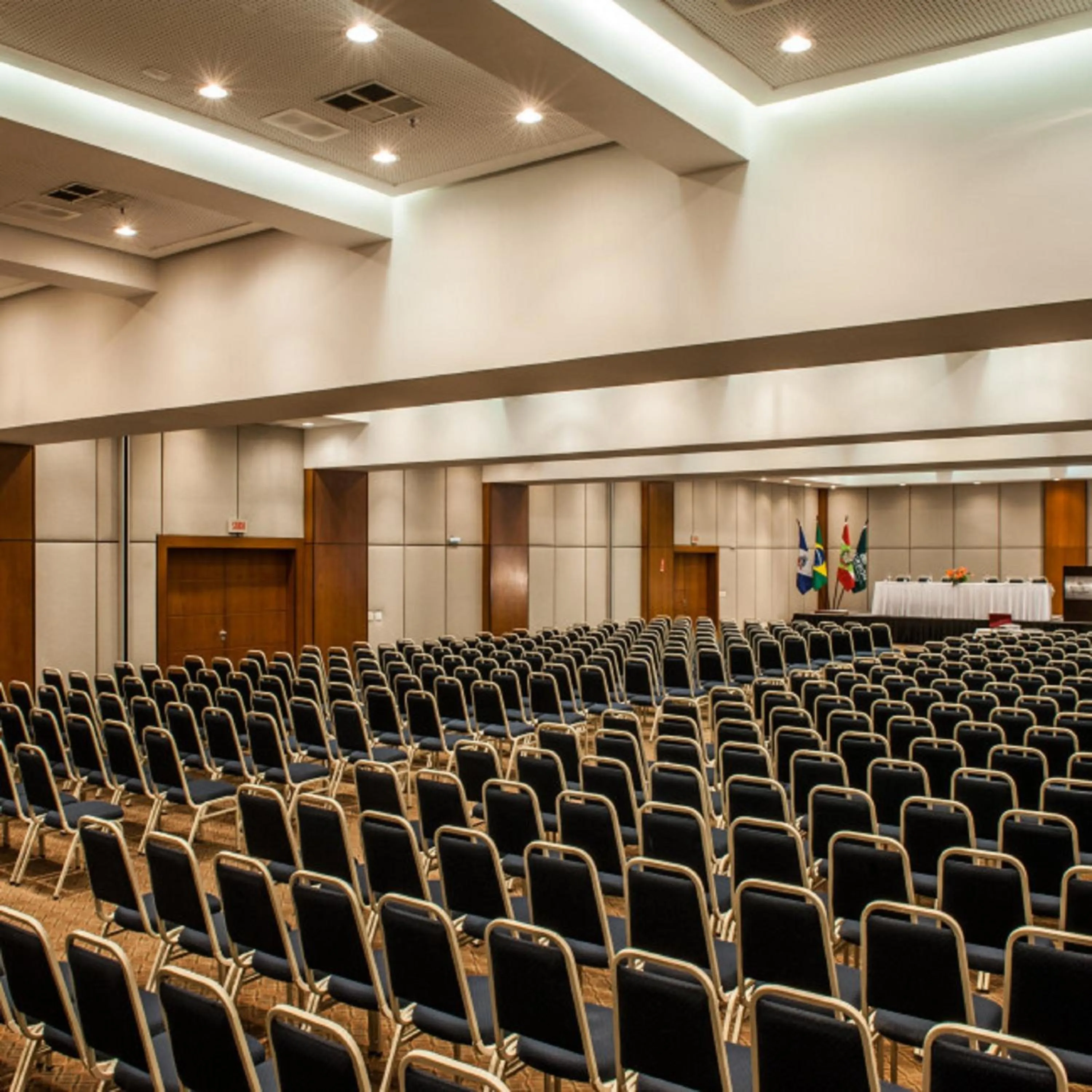 Meeting/conference room in Bourbon Convention Hotel Joinville