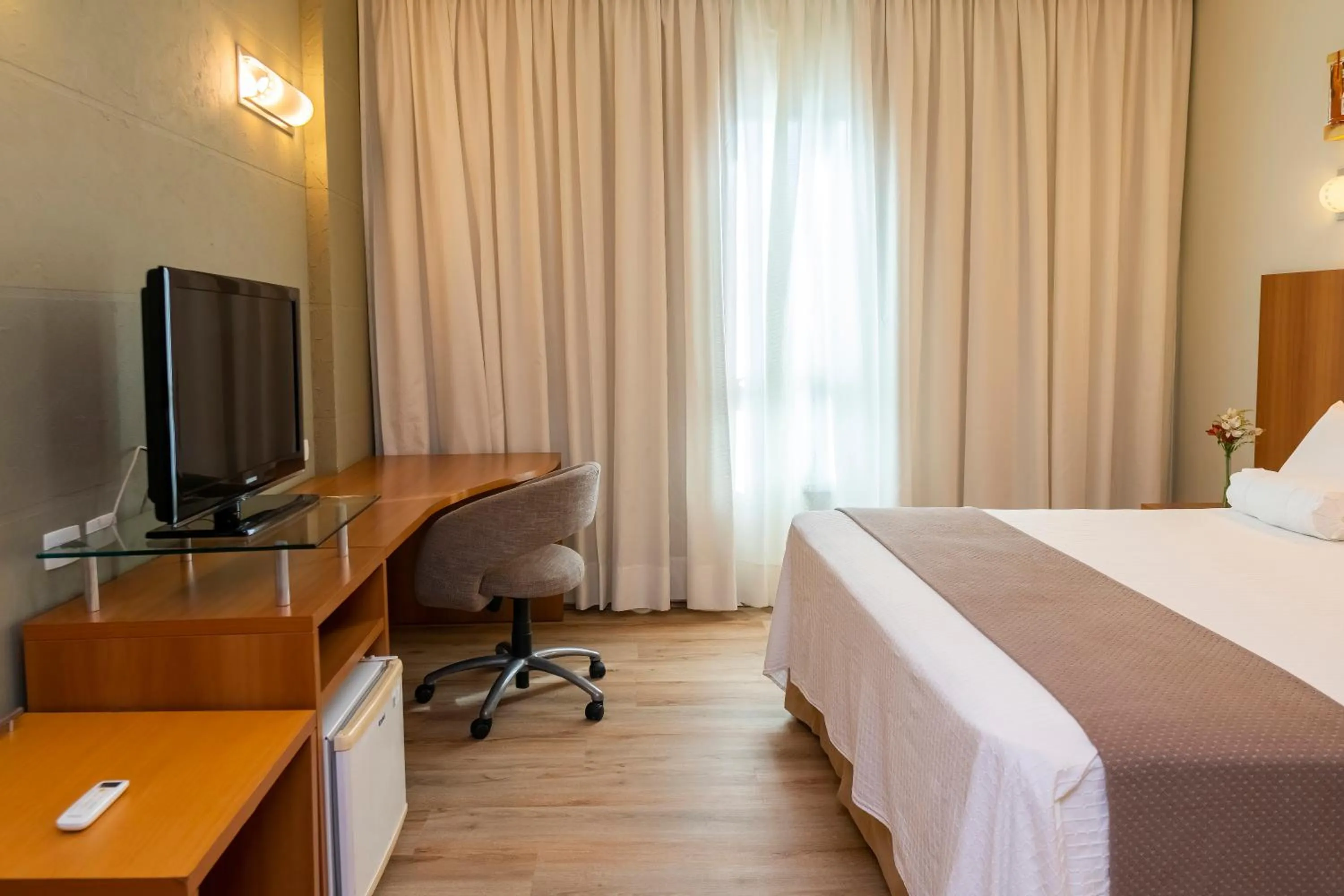 Bed in Bourbon Convention Hotel Joinville