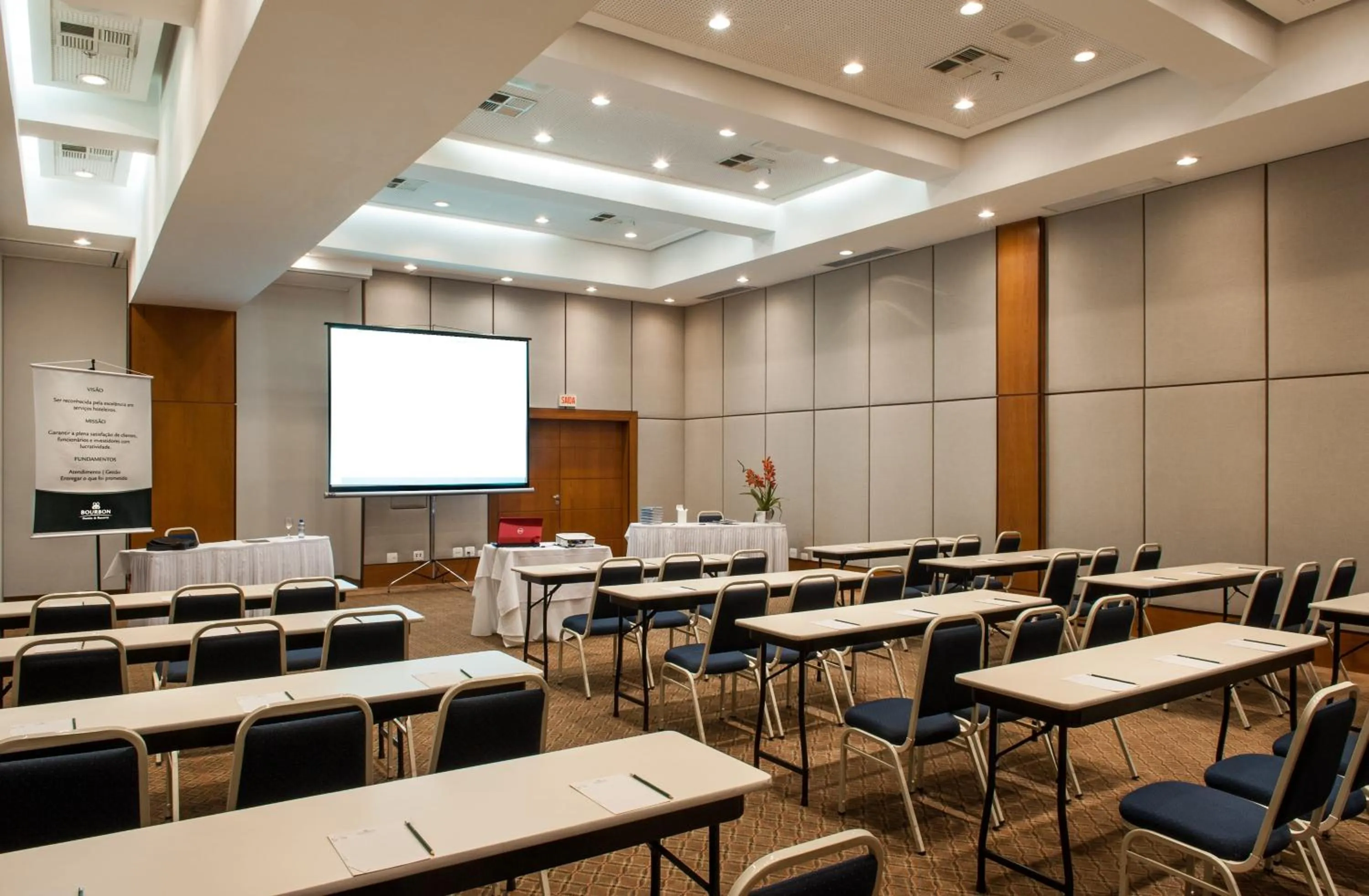 Business facilities in Bourbon Convention Hotel Joinville