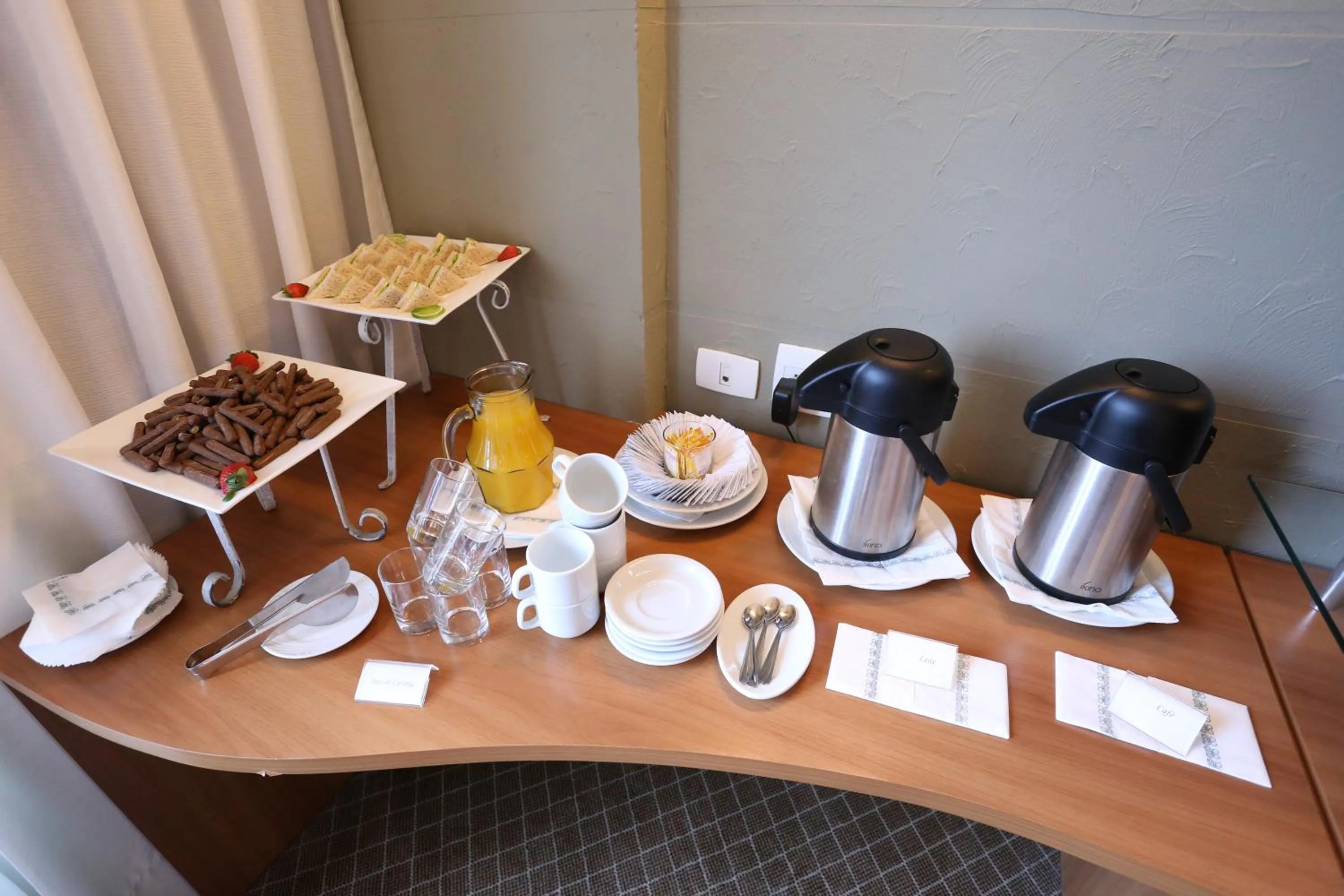 Coffee/tea facilities in Bourbon Convention Hotel Joinville
