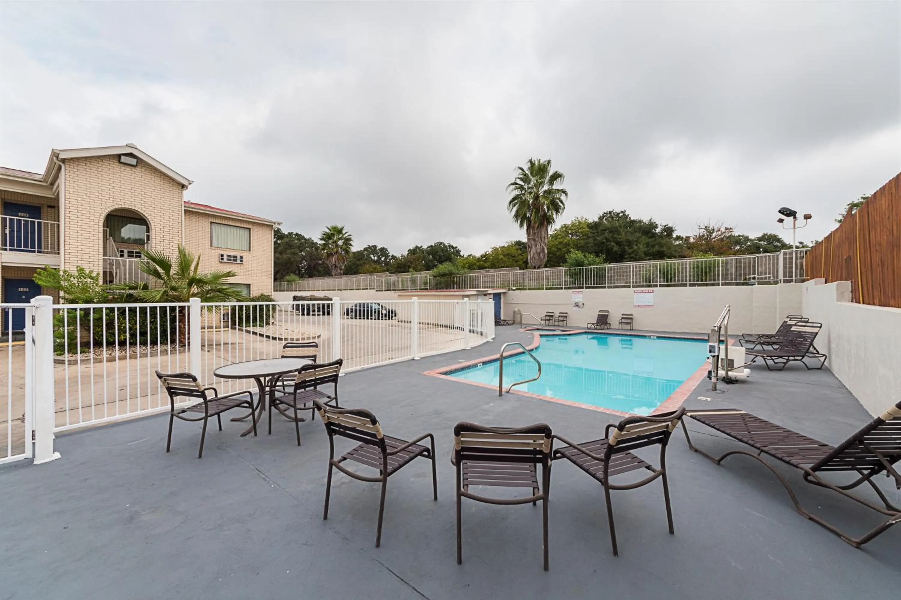 Swimming pool in Motel 6-San Antonio, TX - Fiesta Trails