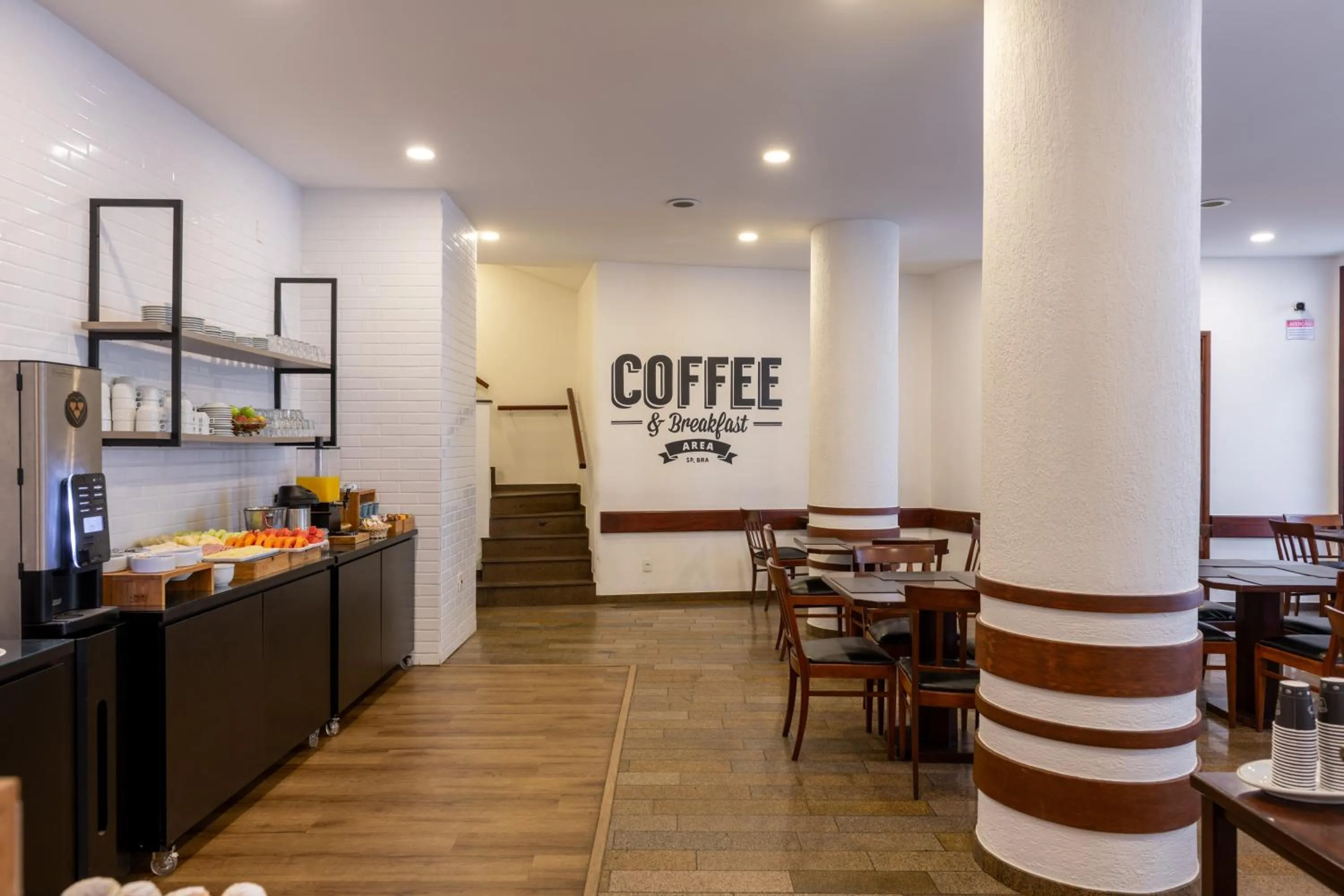 Restaurant/places to eat in DELPLAZA Timbiras São Paulo