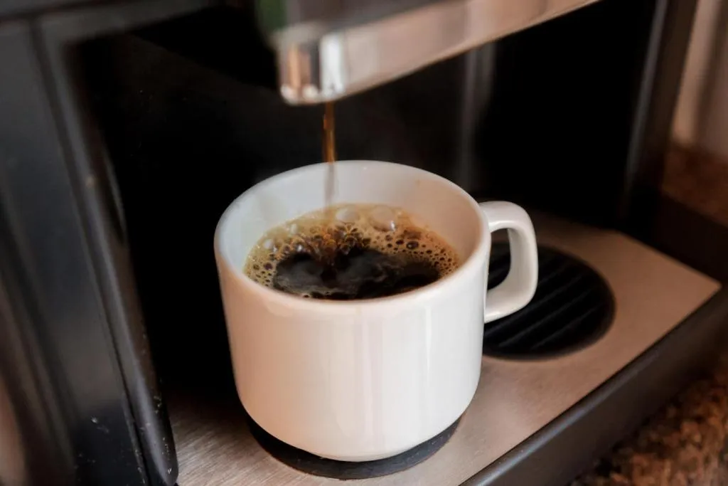 Coffee/tea facilities in Central Park Hotel by Bourbon