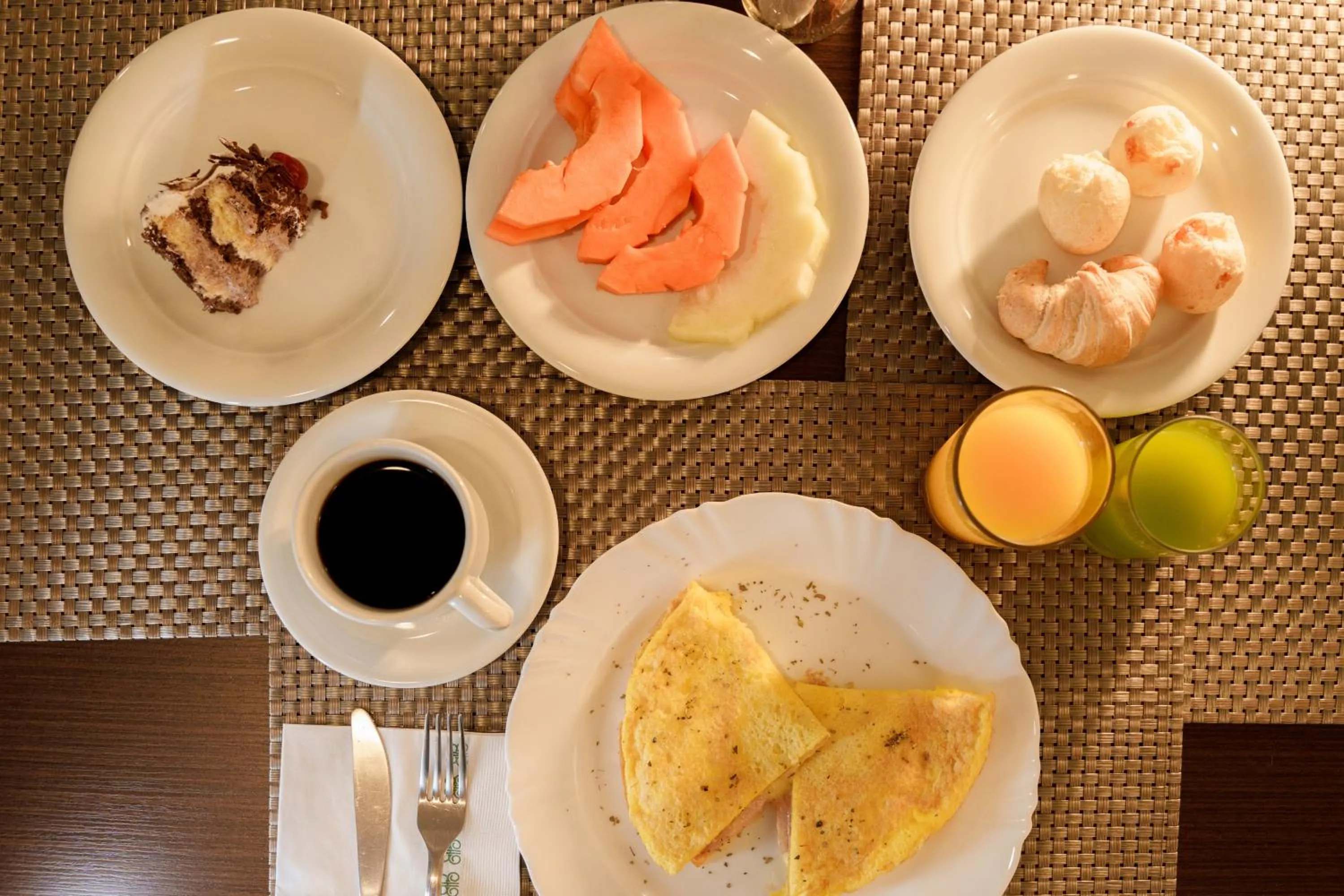 Breakfast in Central Park Hotel by Bourbon