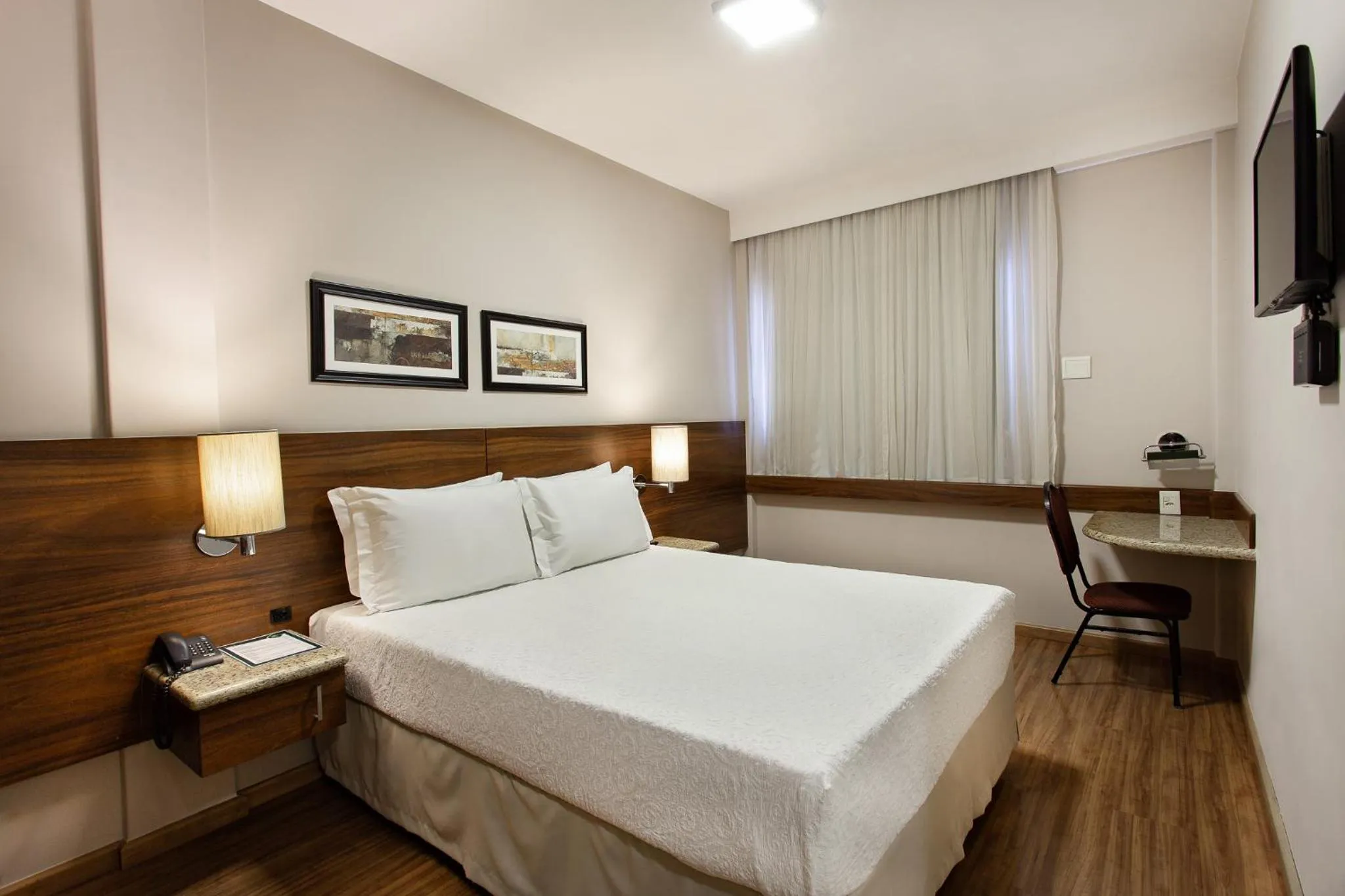 Bedroom, Bed in Bourbon Londrina Hotel