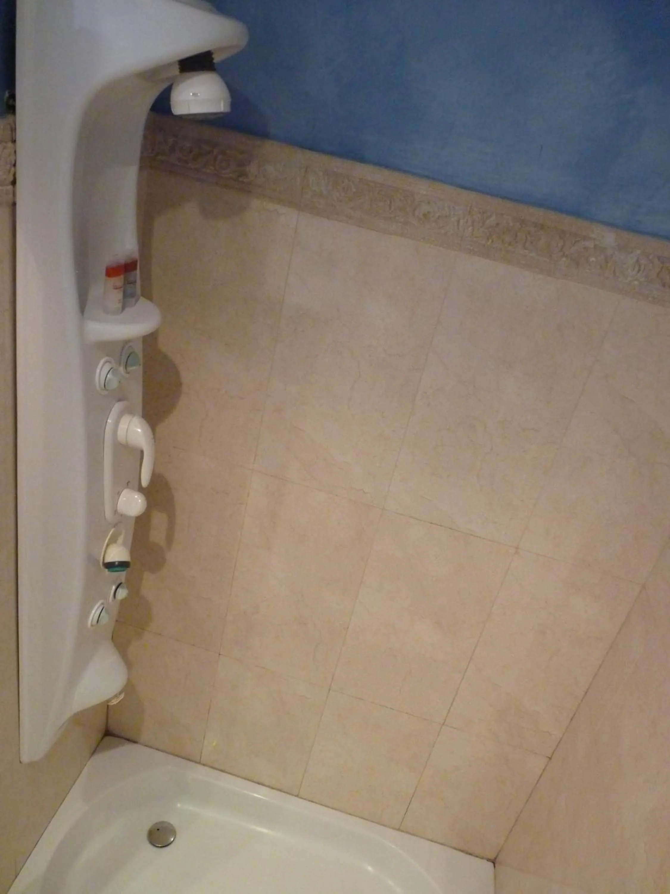 Shower in Marina de Campios