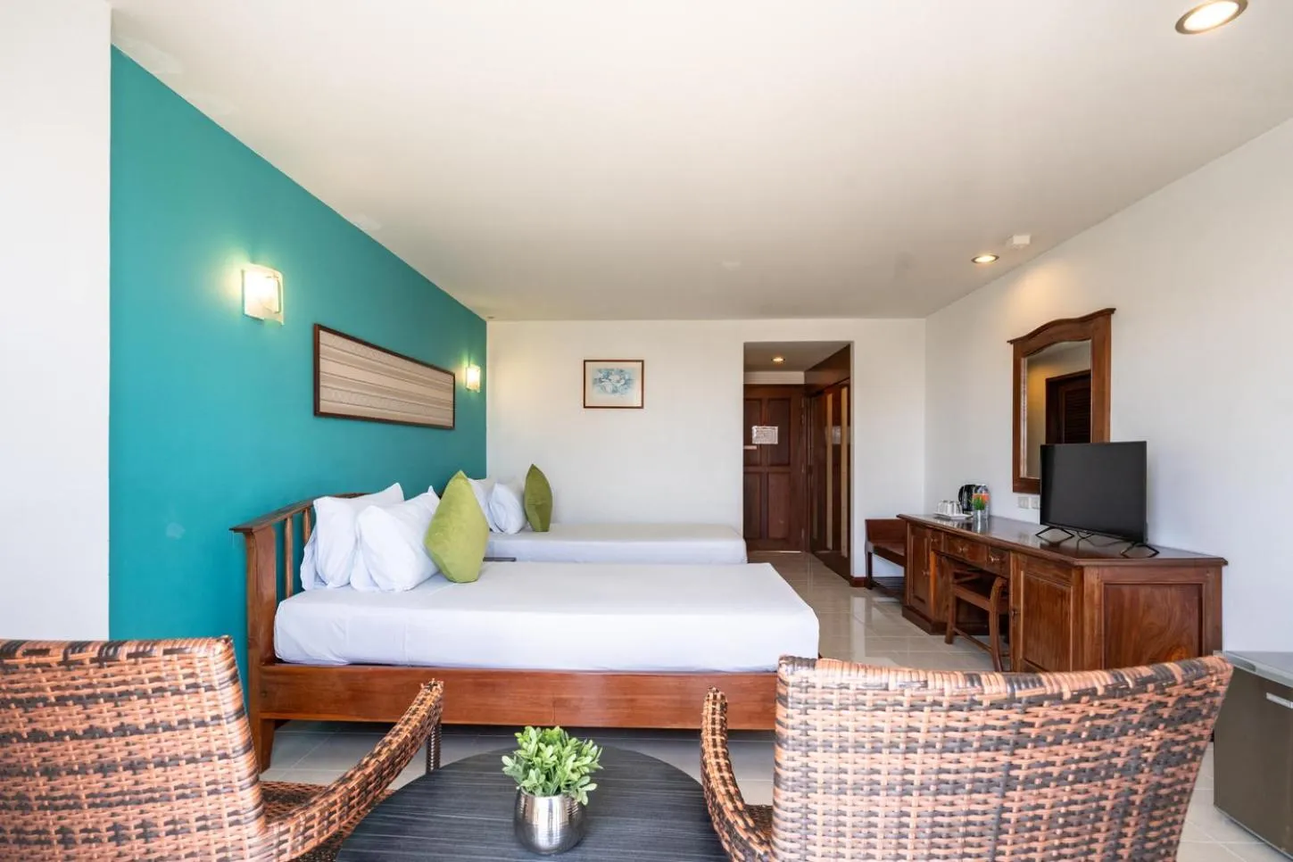 Photo of the whole room, Bed in JP Villa Pattaya