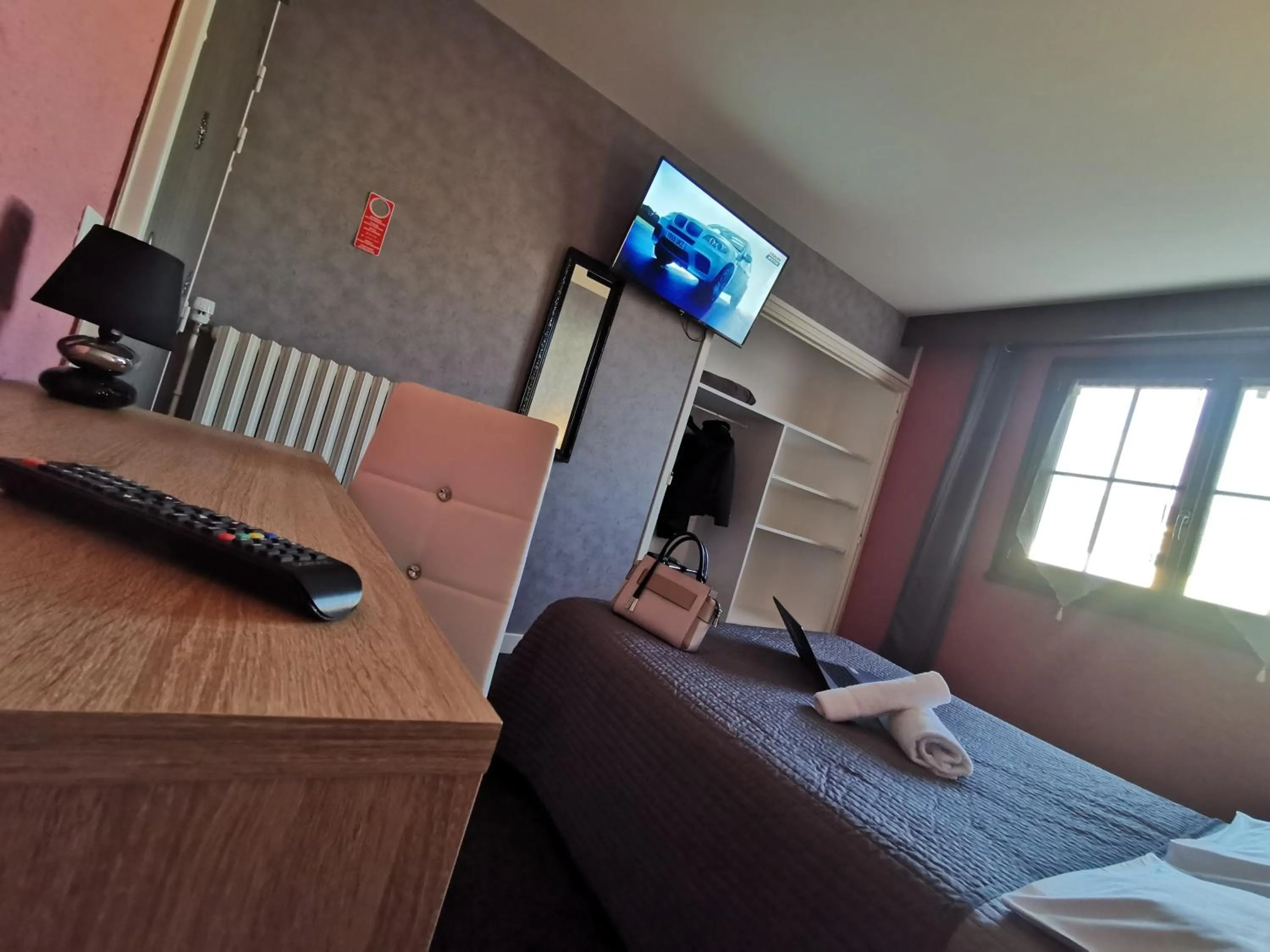 Photo of the whole room, Bed in La Vieille Ferme