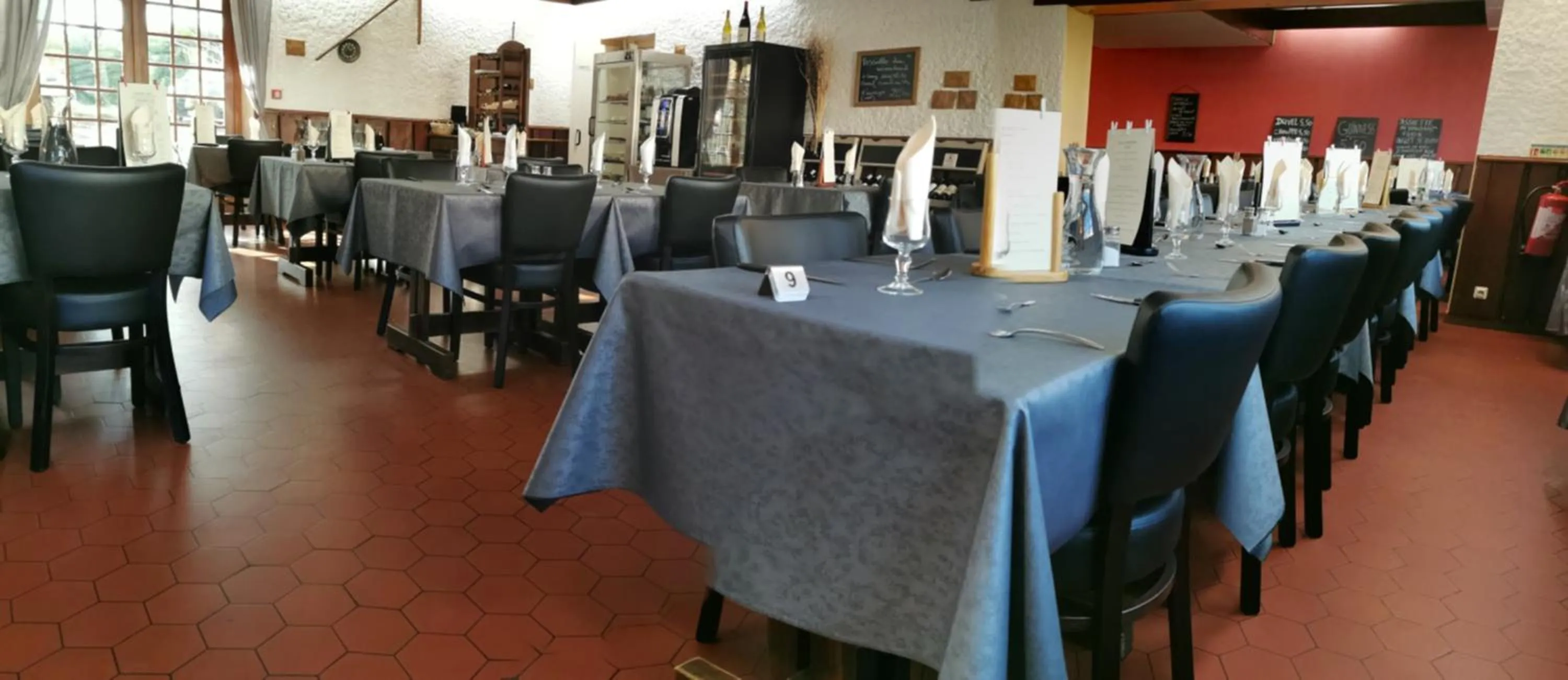 Restaurant/places to eat in La Vieille Ferme