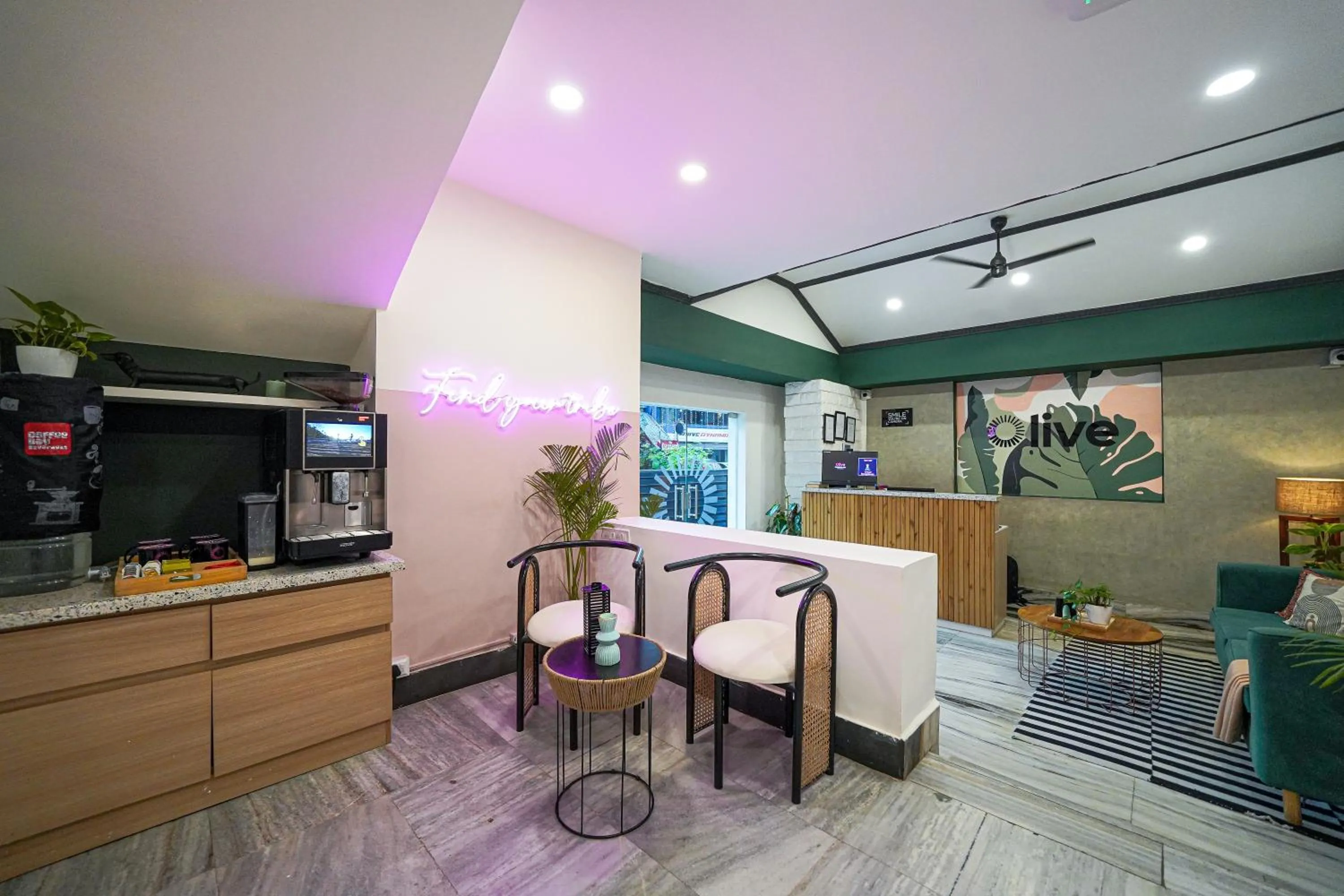 Coffee/tea facilities in Olive Zip Indiranagar Metro by Embassy Group