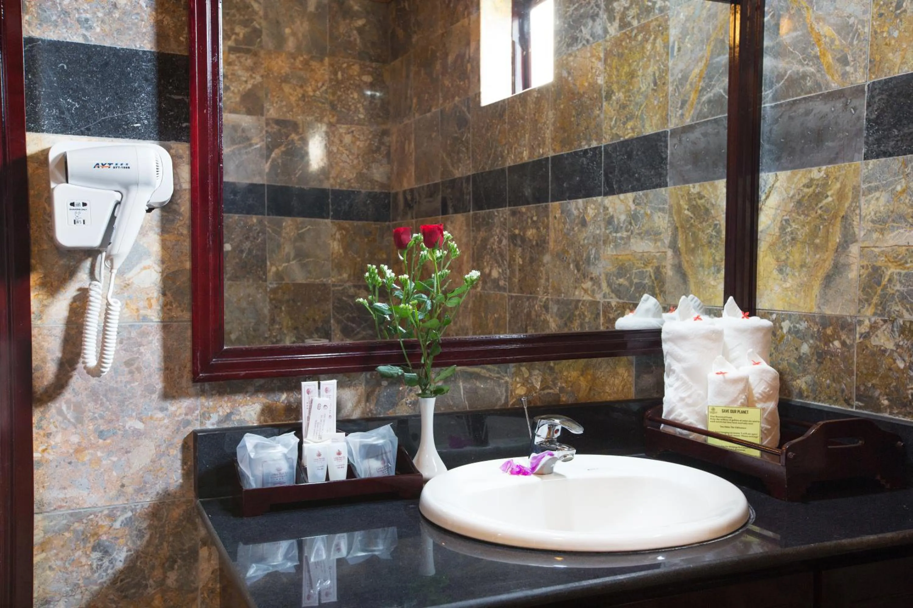 Bathroom in Oriental Boutique Hoi An