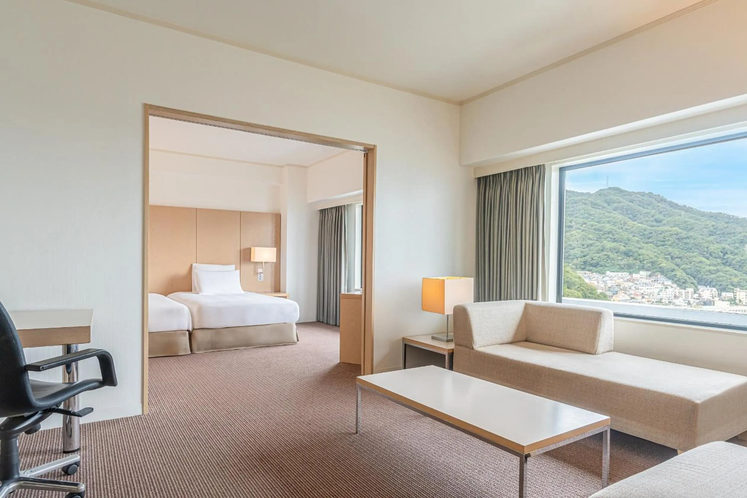 Photo of the whole room, Bed in ANA Crowne Plaza Kobe by IHG