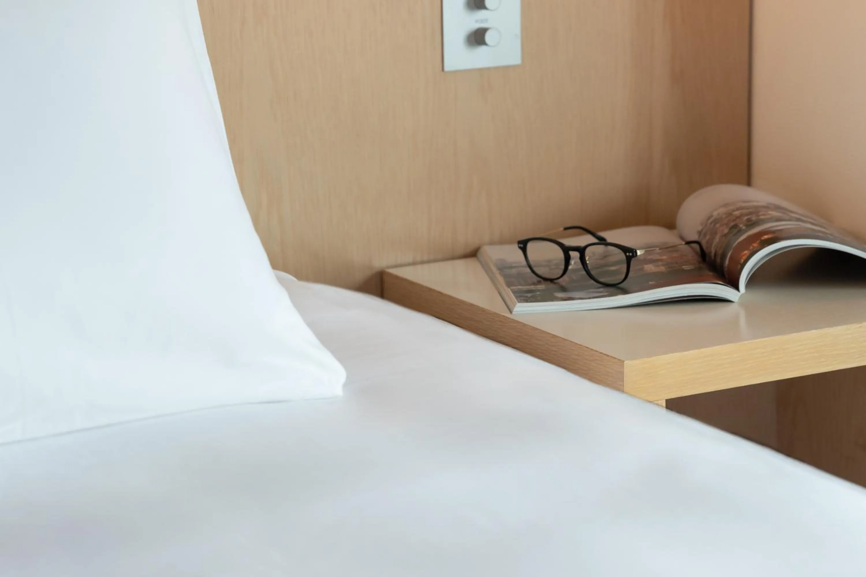 Bedroom, Bed in ANA Crowne Plaza Kobe by IHG