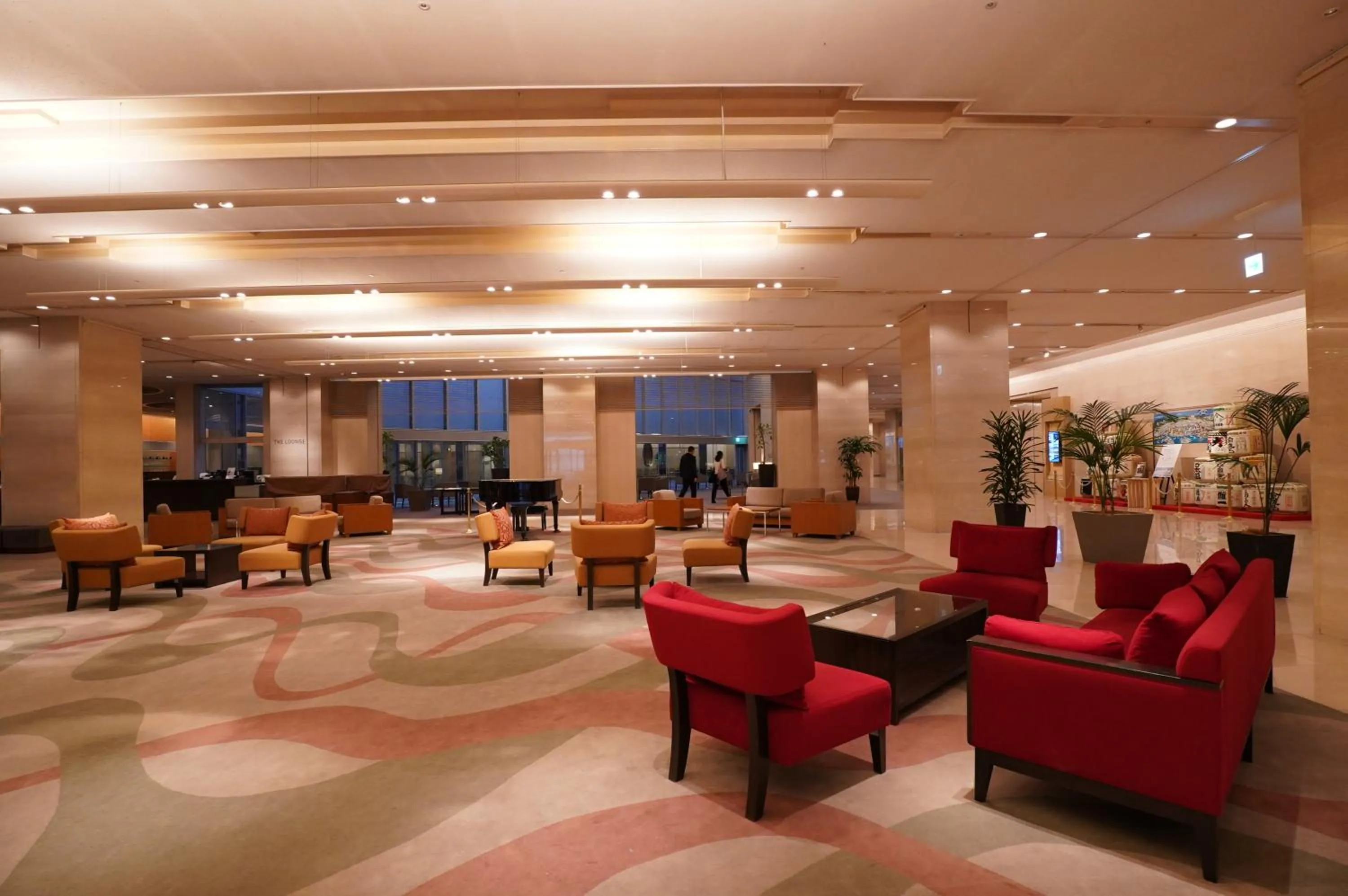 Lobby or reception in ANA Crowne Plaza Kobe by IHG