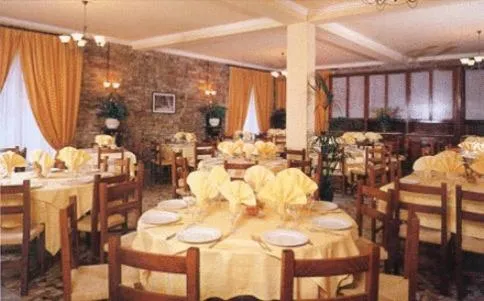 Restaurant/places to eat in Hotel Porziuncola