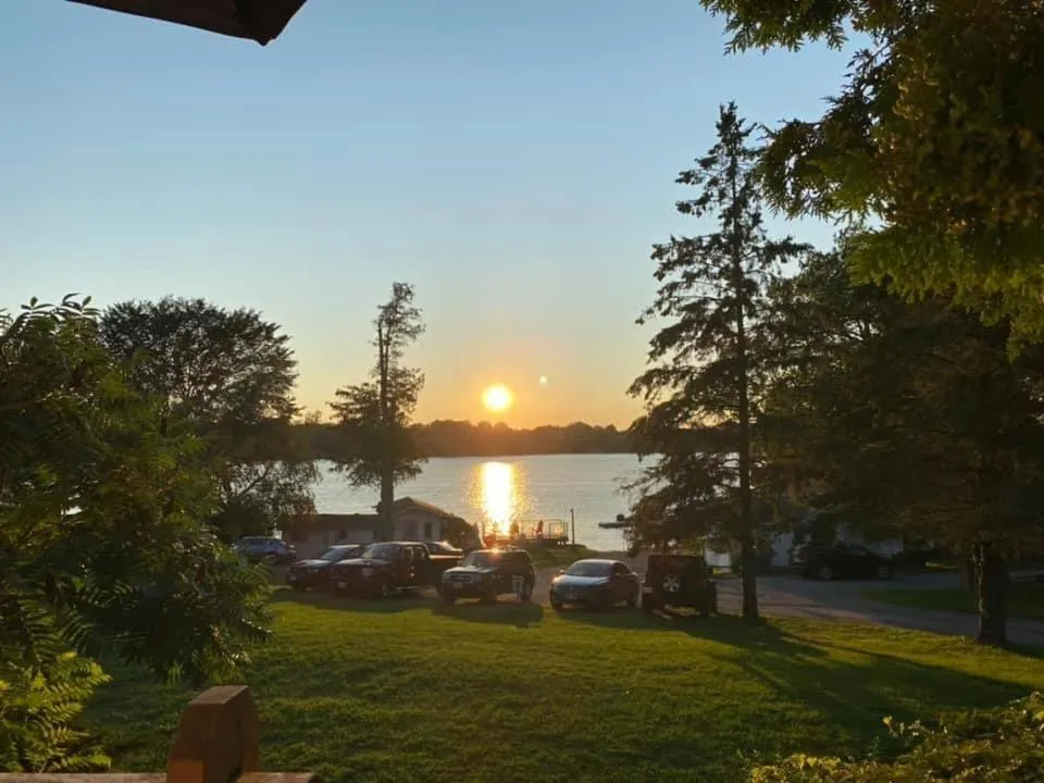 Property building in Merland Park Cottages and Motel