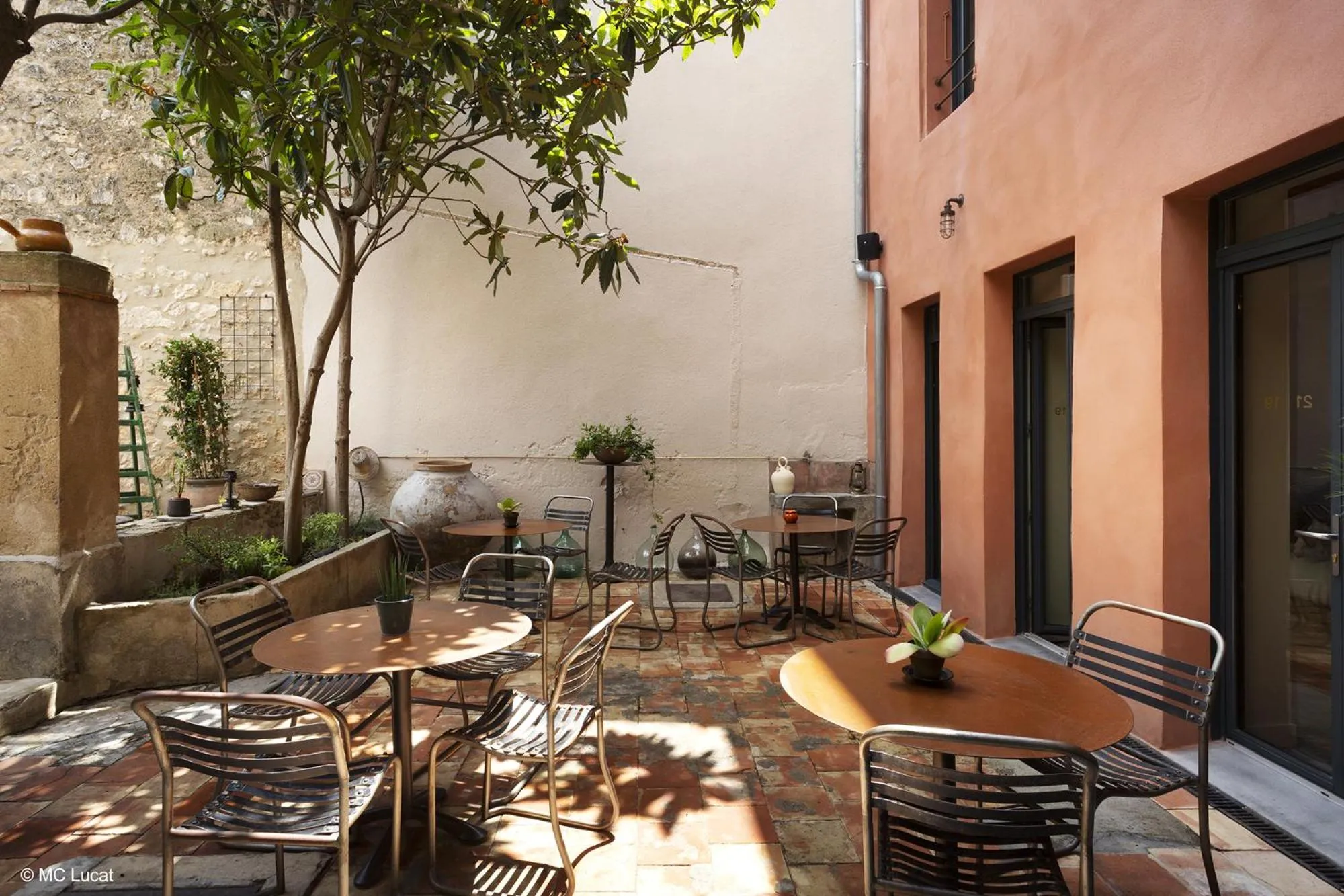 Patio in Le 19-21 - Un amour d'hotel