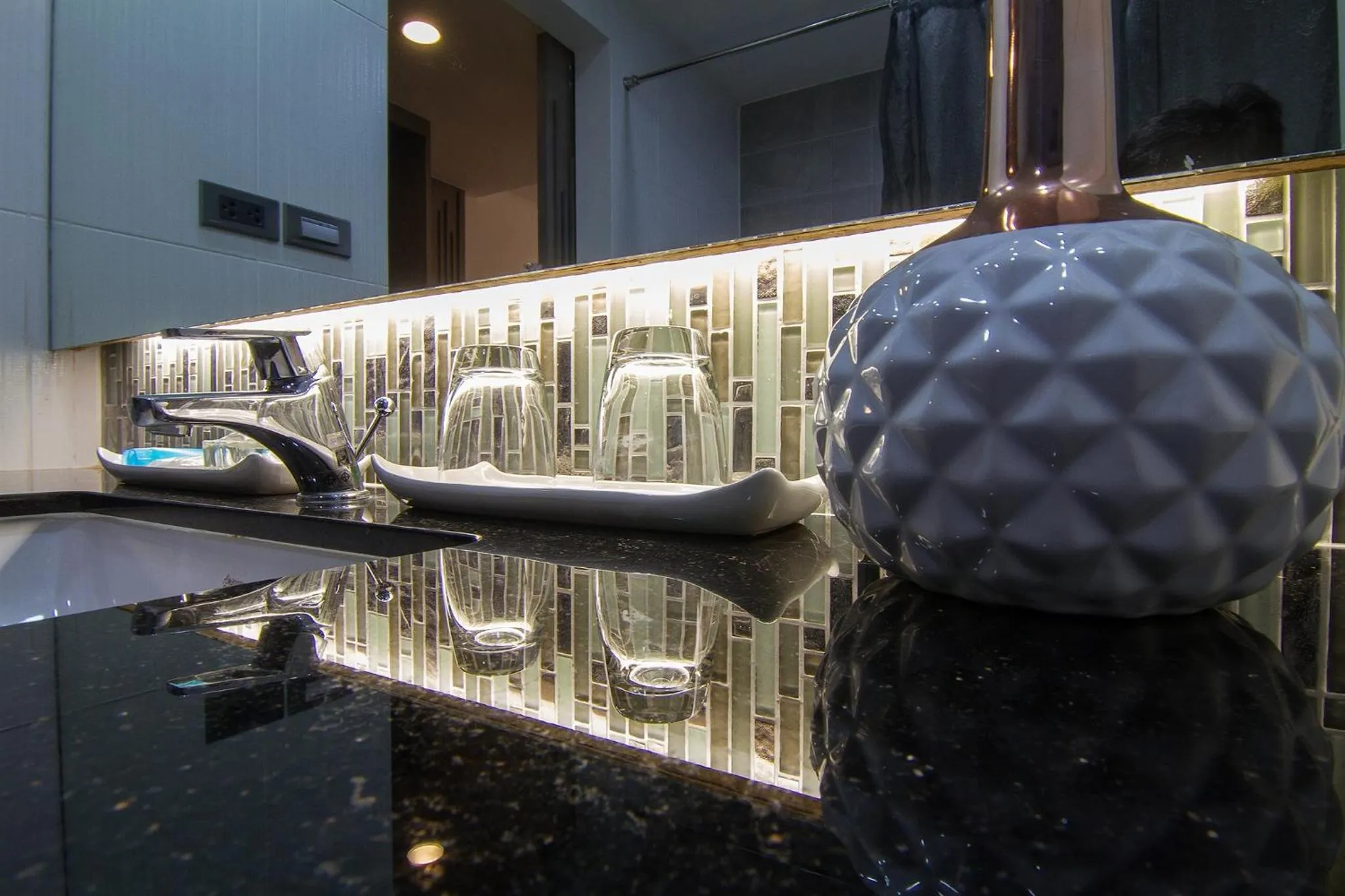 Bathroom in Bossotel Chiang Mai