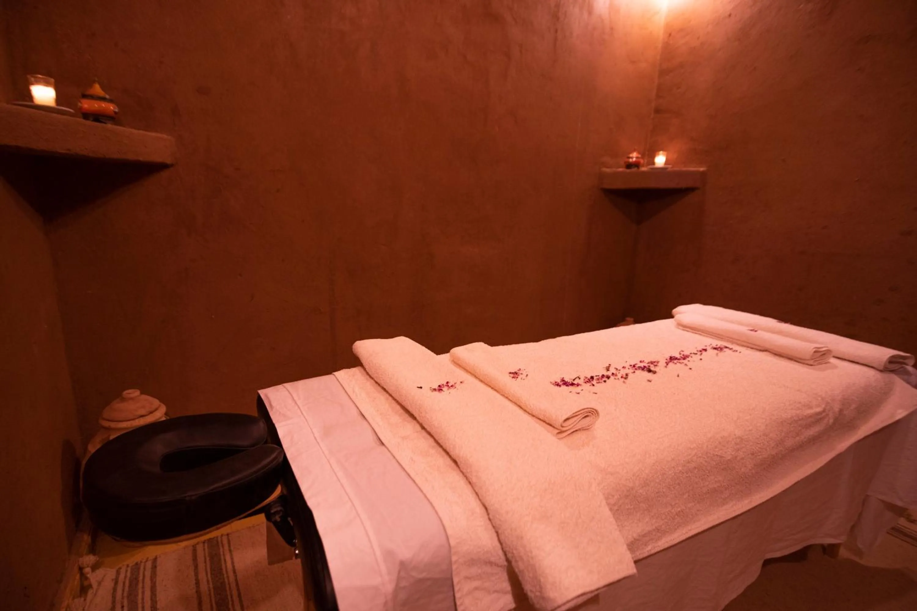 Spa and wellness centre/facilities in Hotel Kasbah Sahara Services - M'Hamid El Ghizlane