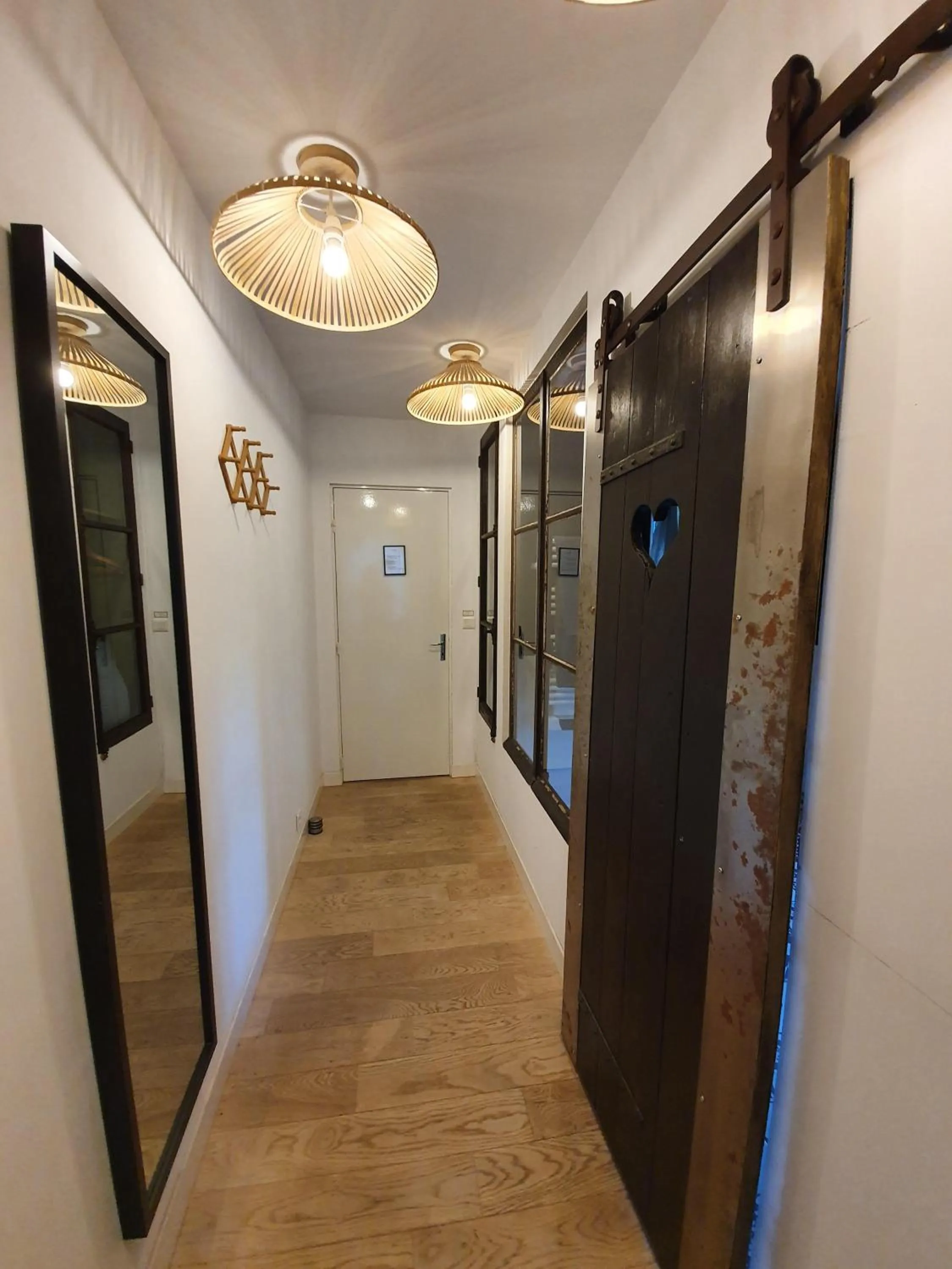 Bedroom in Il Etait Une Fois