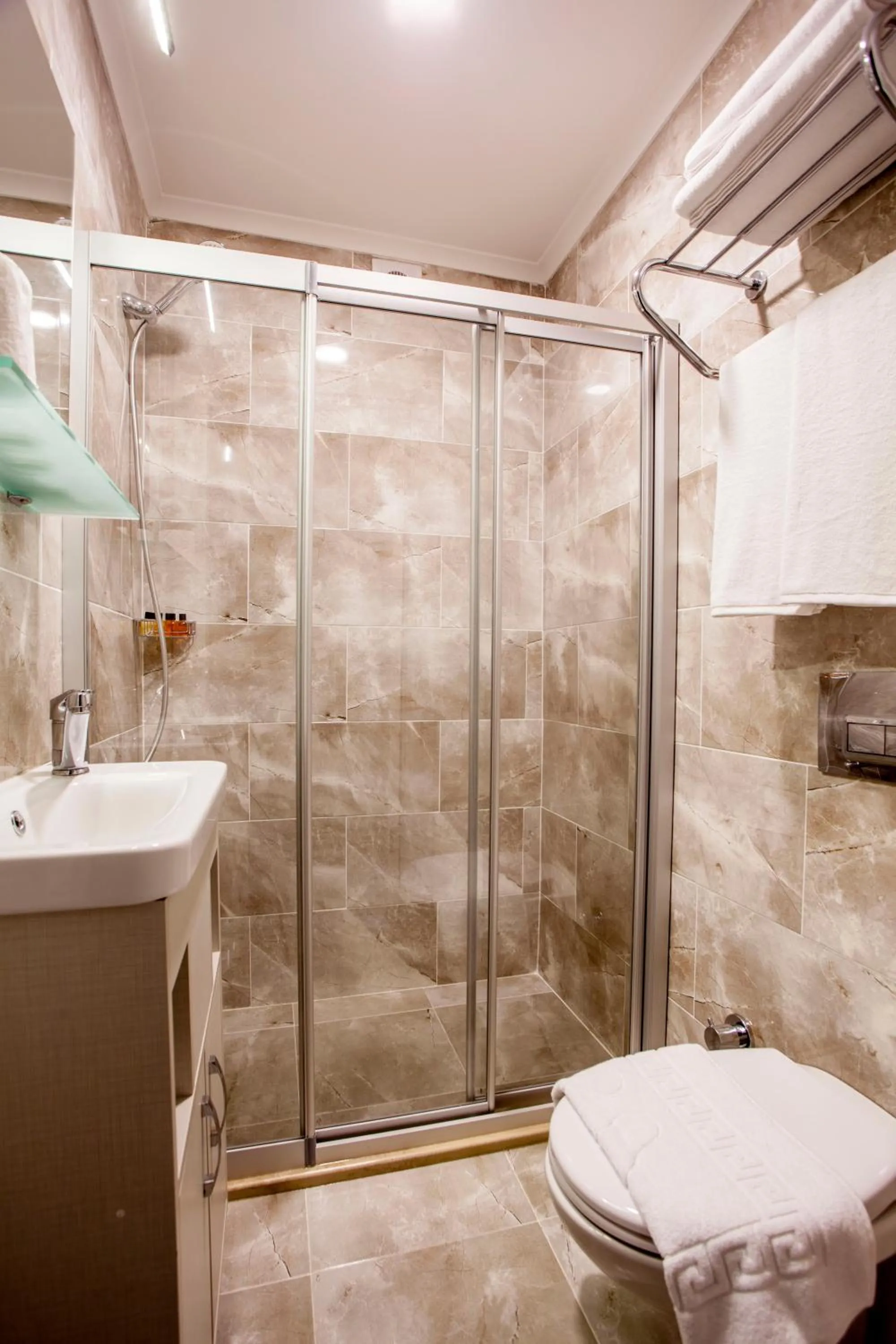 Shower in Taksim Sem House