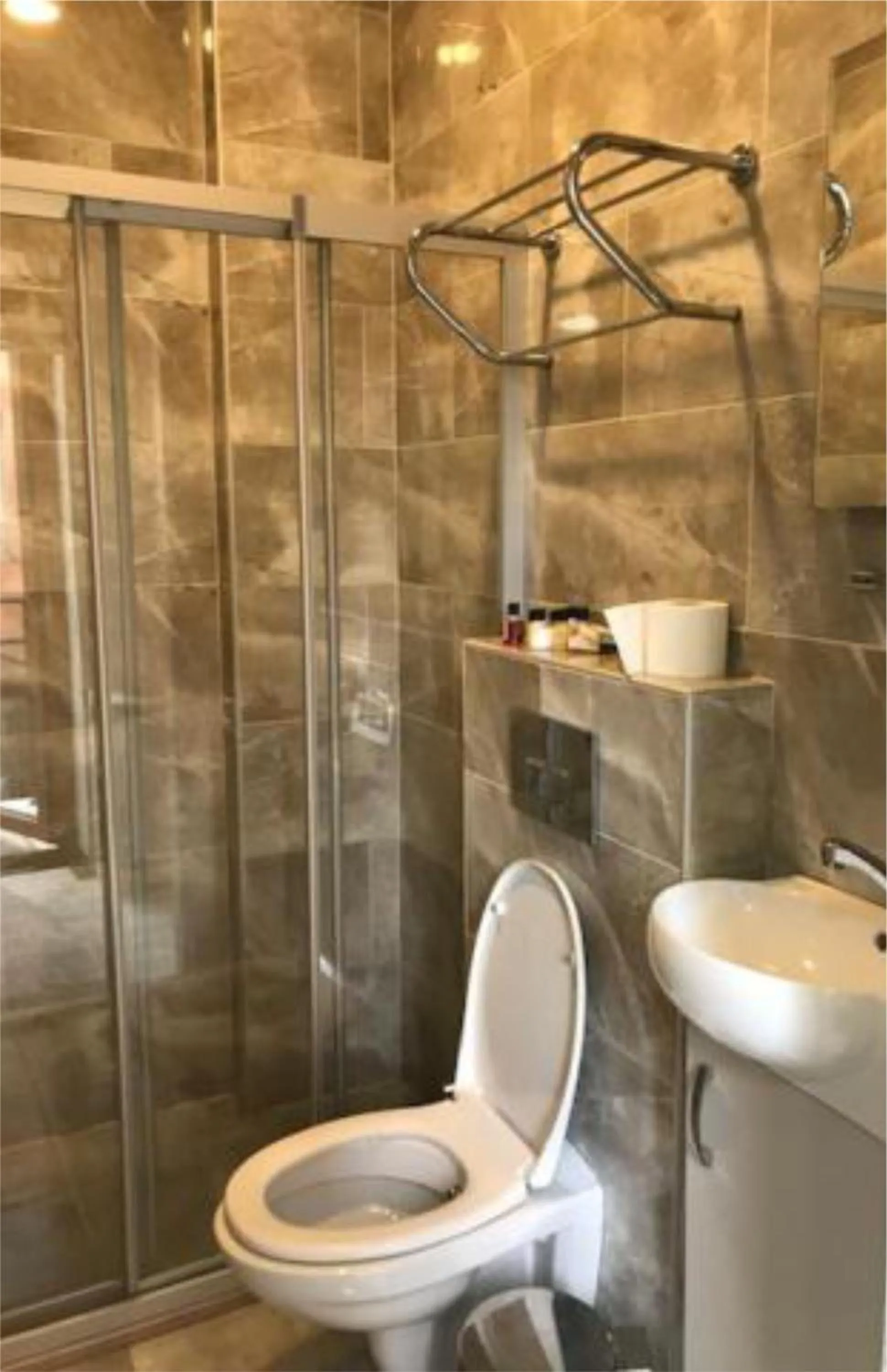 Shower in Taksim Sem House