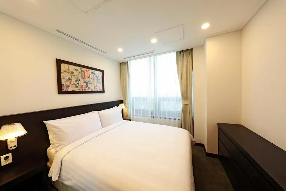 Bedroom, Bed in Orakai Insadong Suites