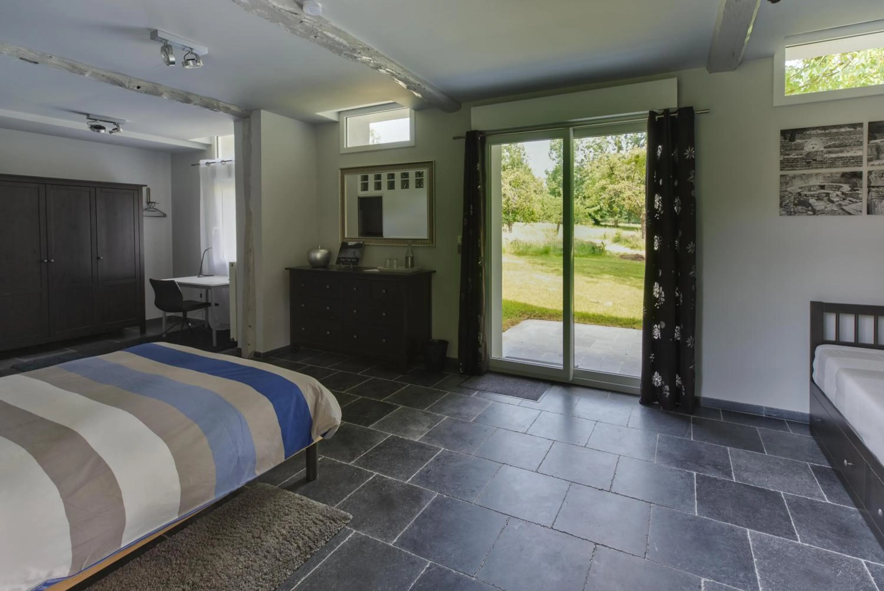 Bed in La Pomme Pétillante