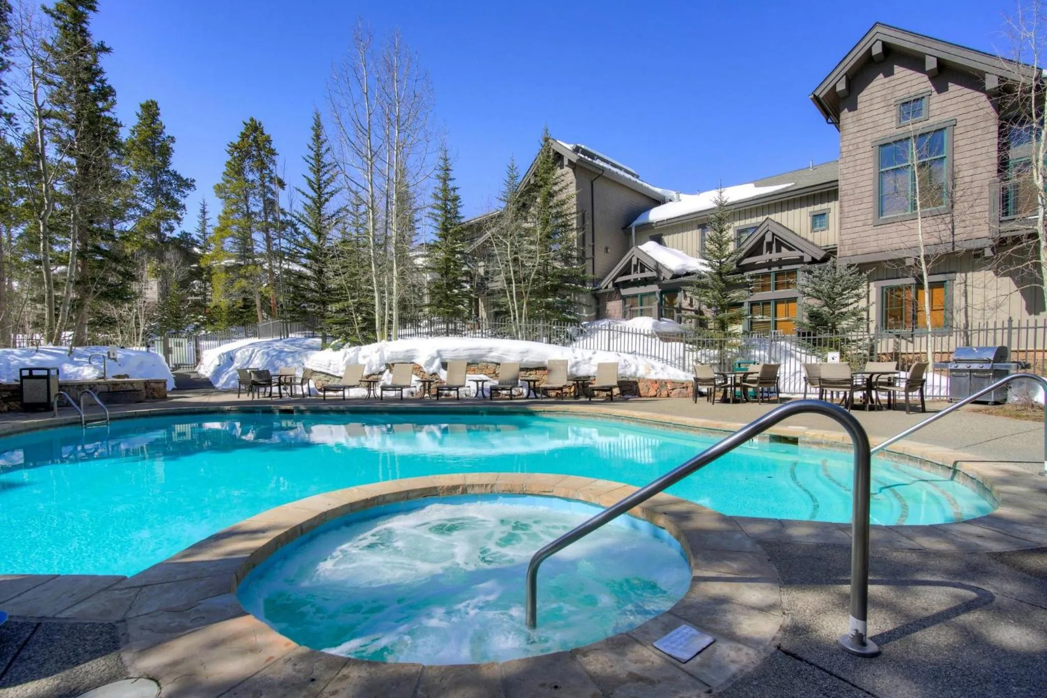 Swimming pool in Mountain Thunder Lodge, A Vail Resorts Property