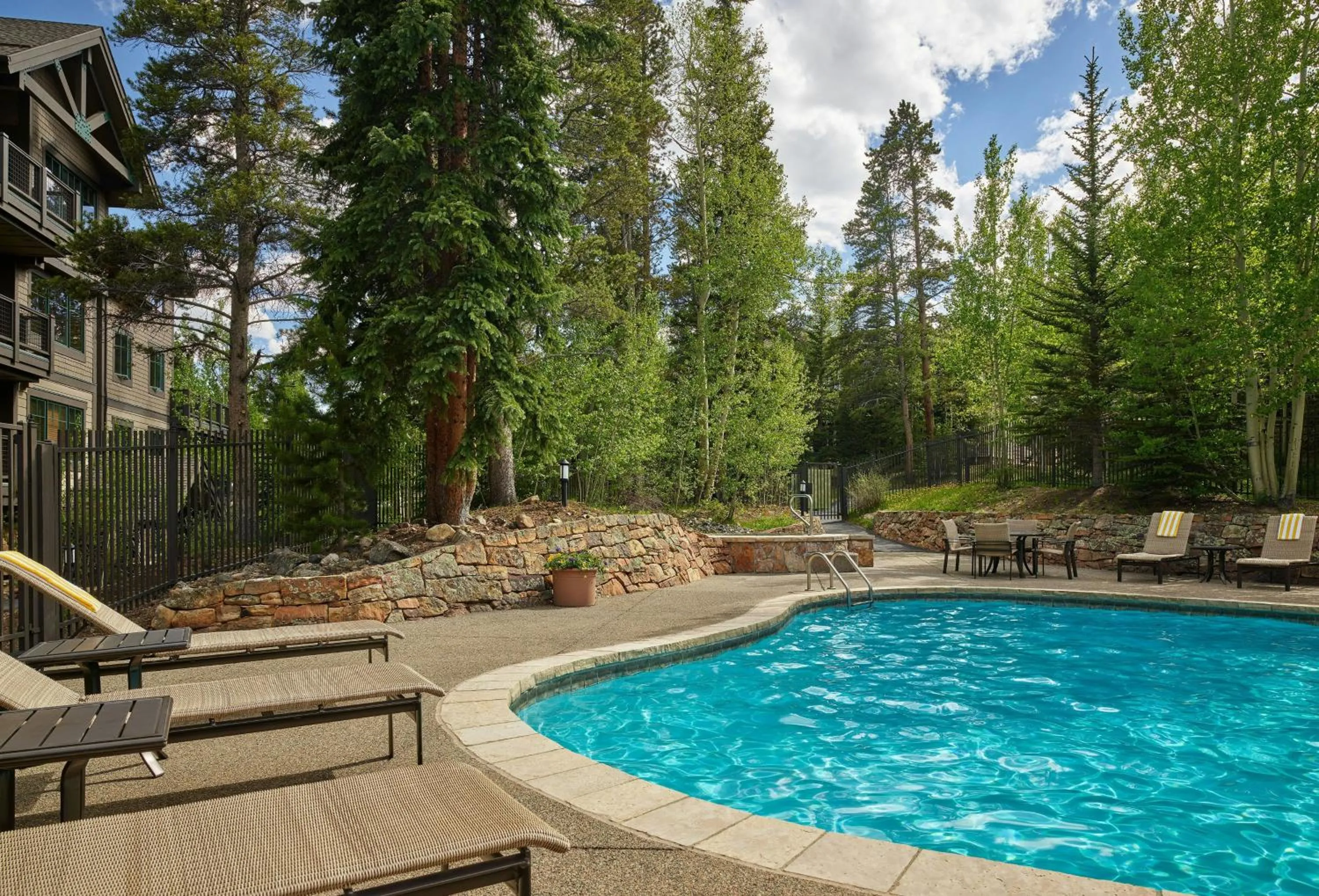 Swimming pool in Mountain Thunder Lodge, A Vail Resorts Property